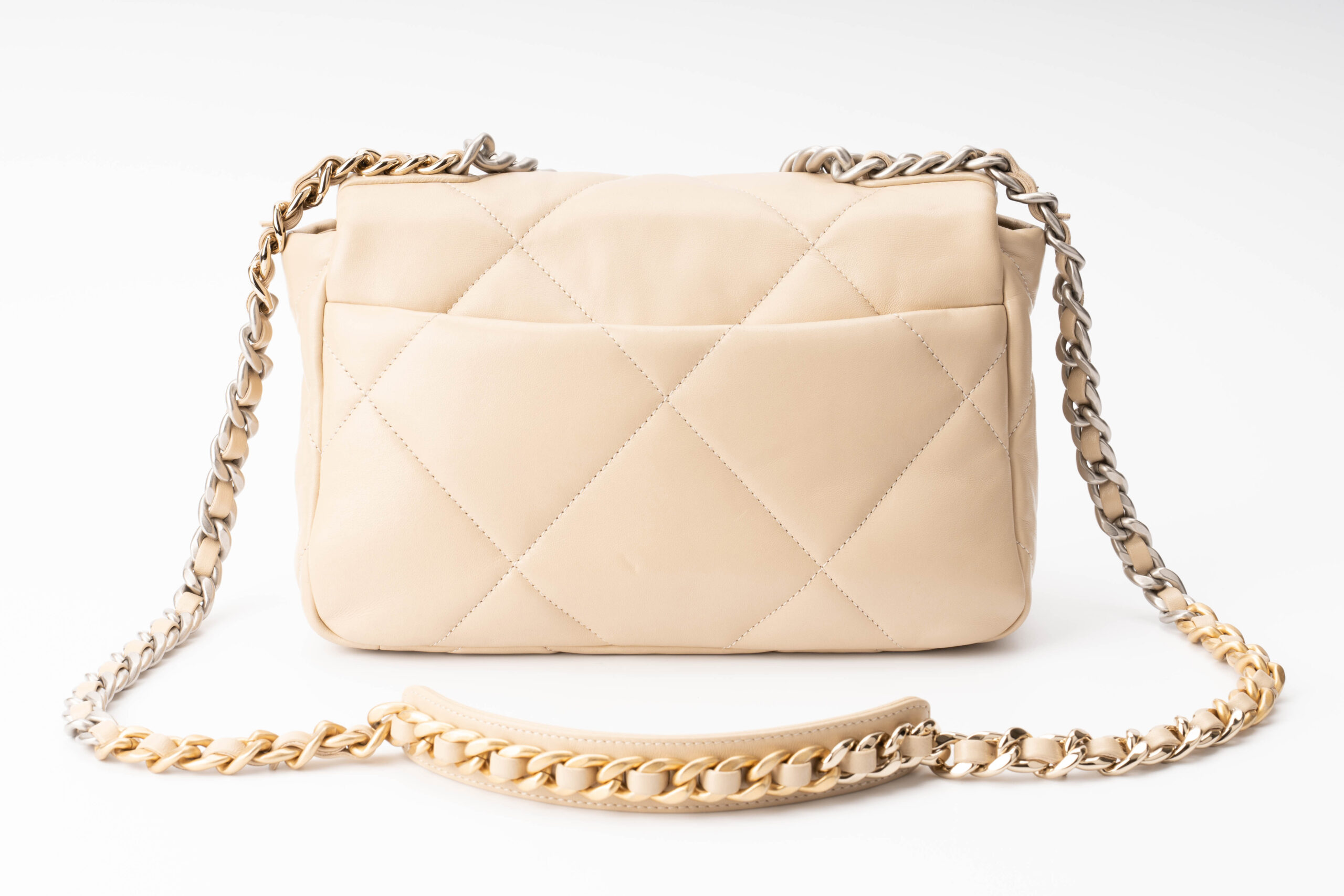 Chanel-19-Beige-Small-3