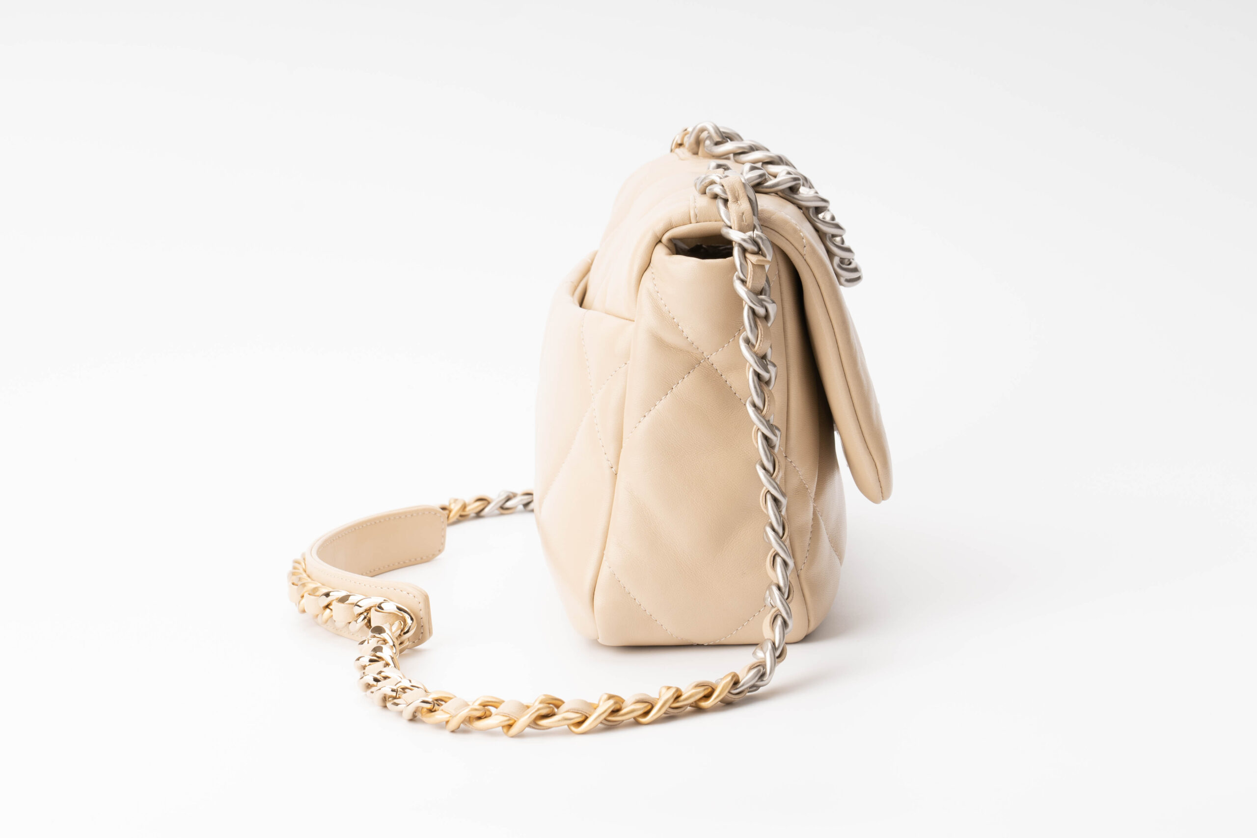 Chanel-19-Beige-Small-4