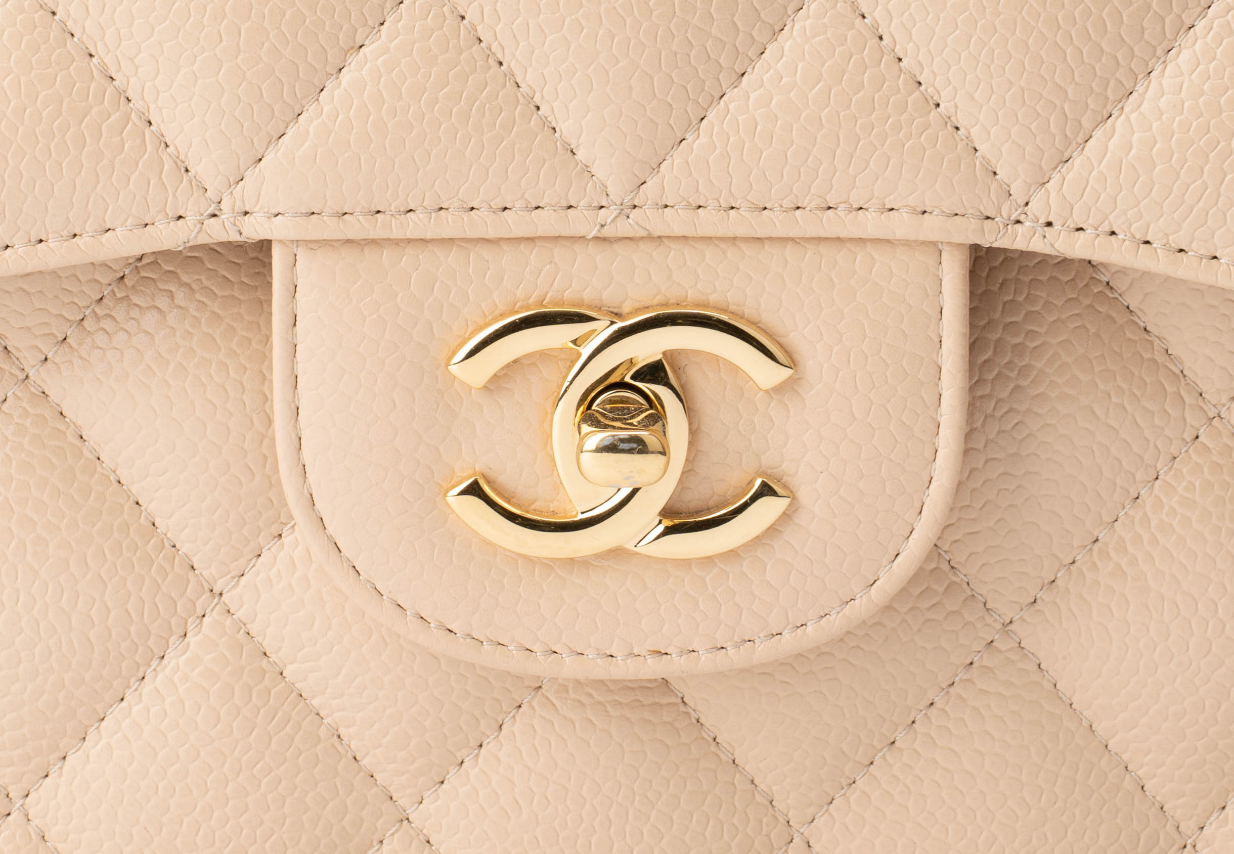 Chanel-Jumbo-Caviar-Beige-CLAI-Gold-6