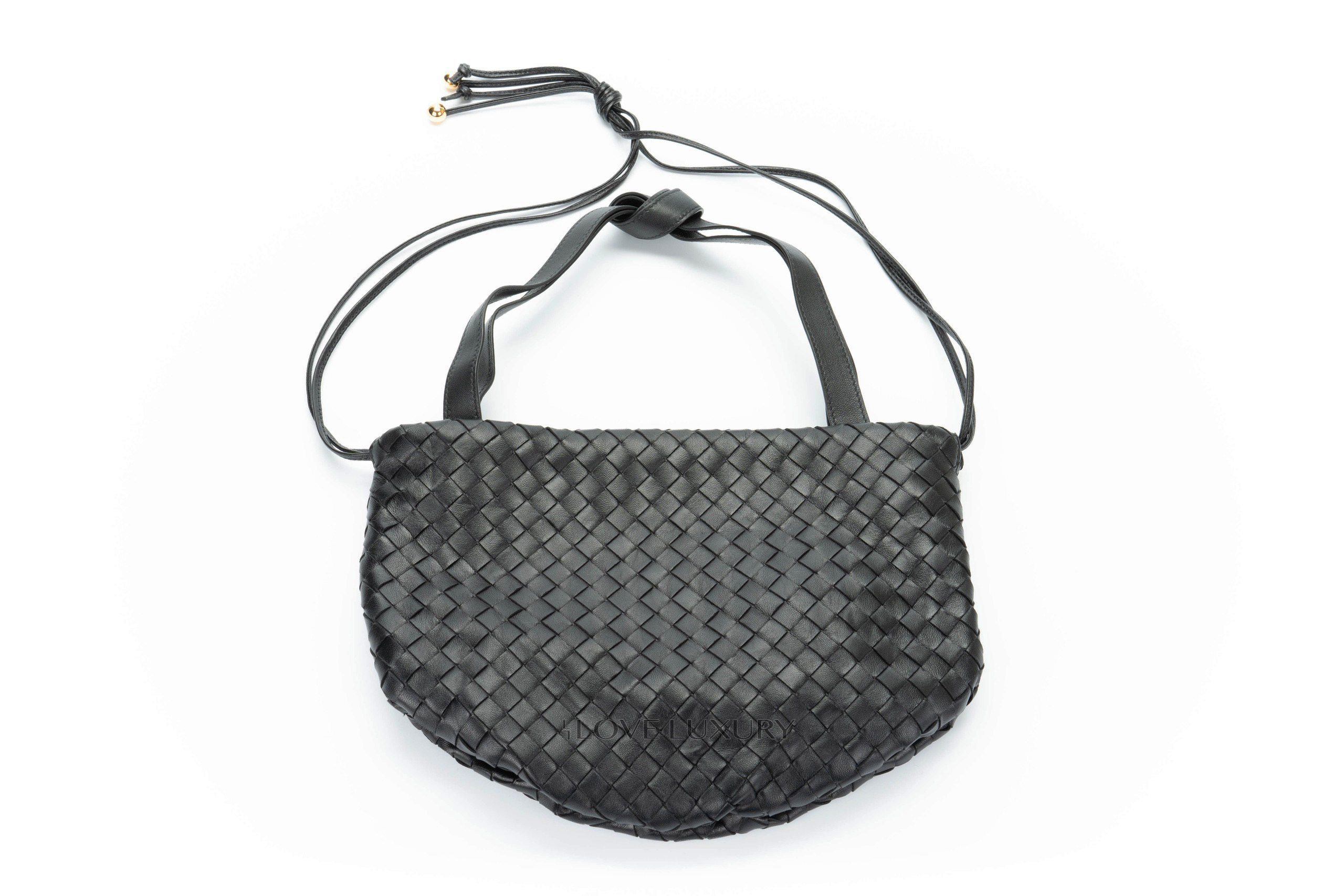 Bottega-Veneta-Black-Drawstring-1