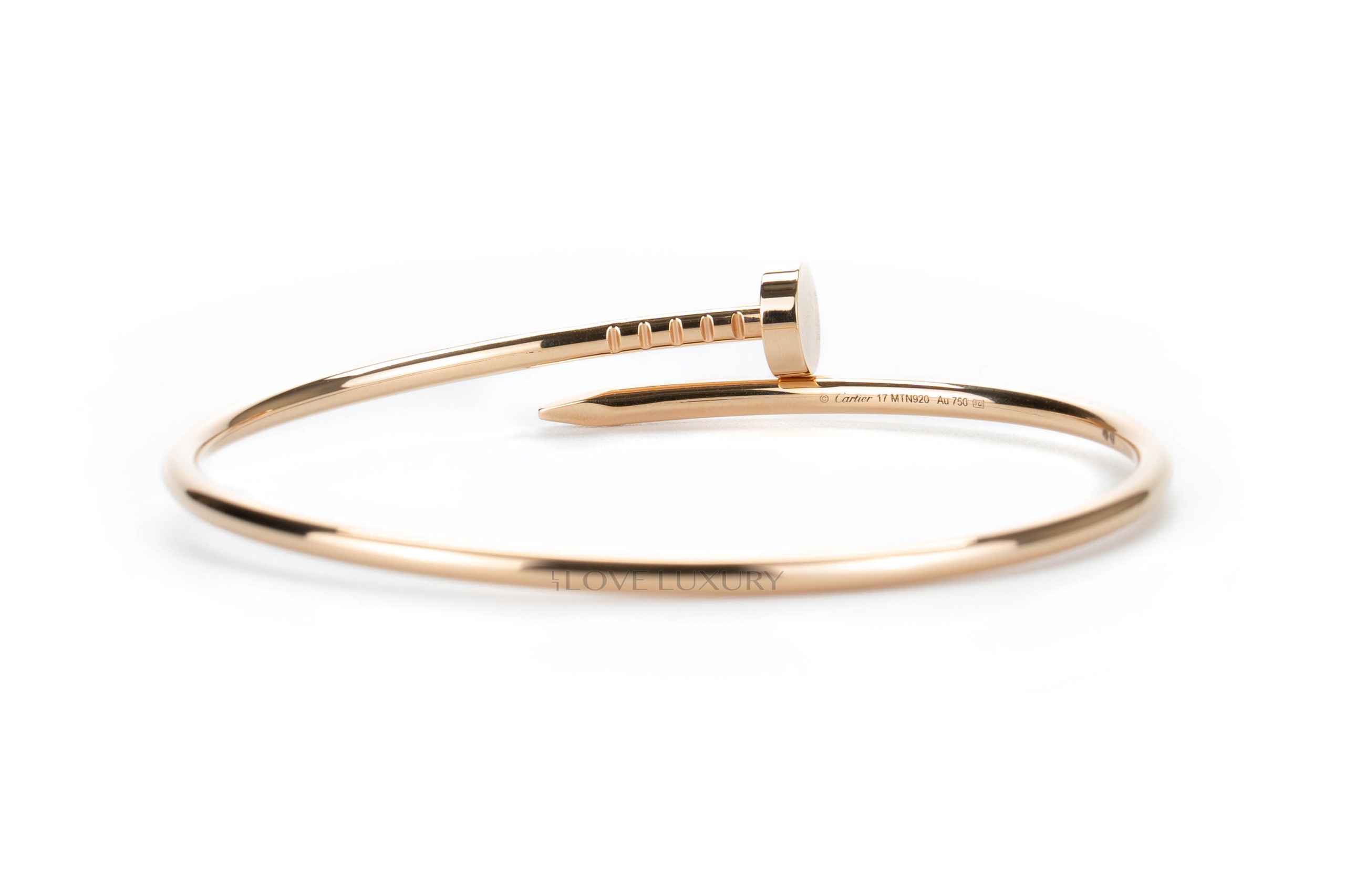 Carter-Juste-un-Clou-Slim-Rose-Gold-Bracelet-3