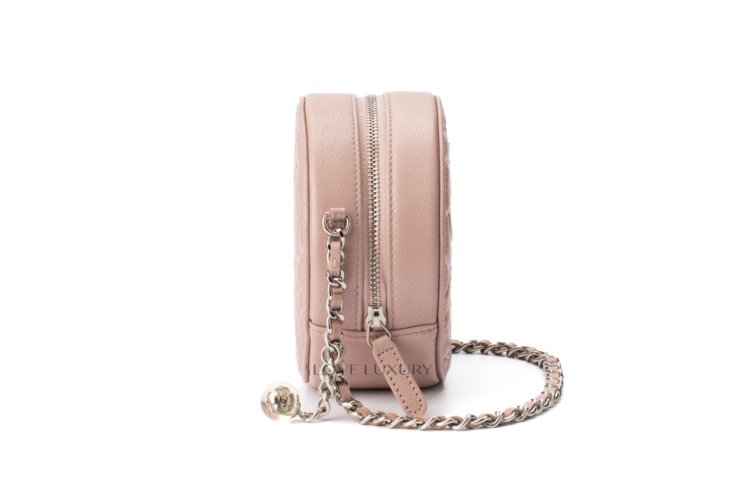 Chanel-Camelia-Light-Pink-4