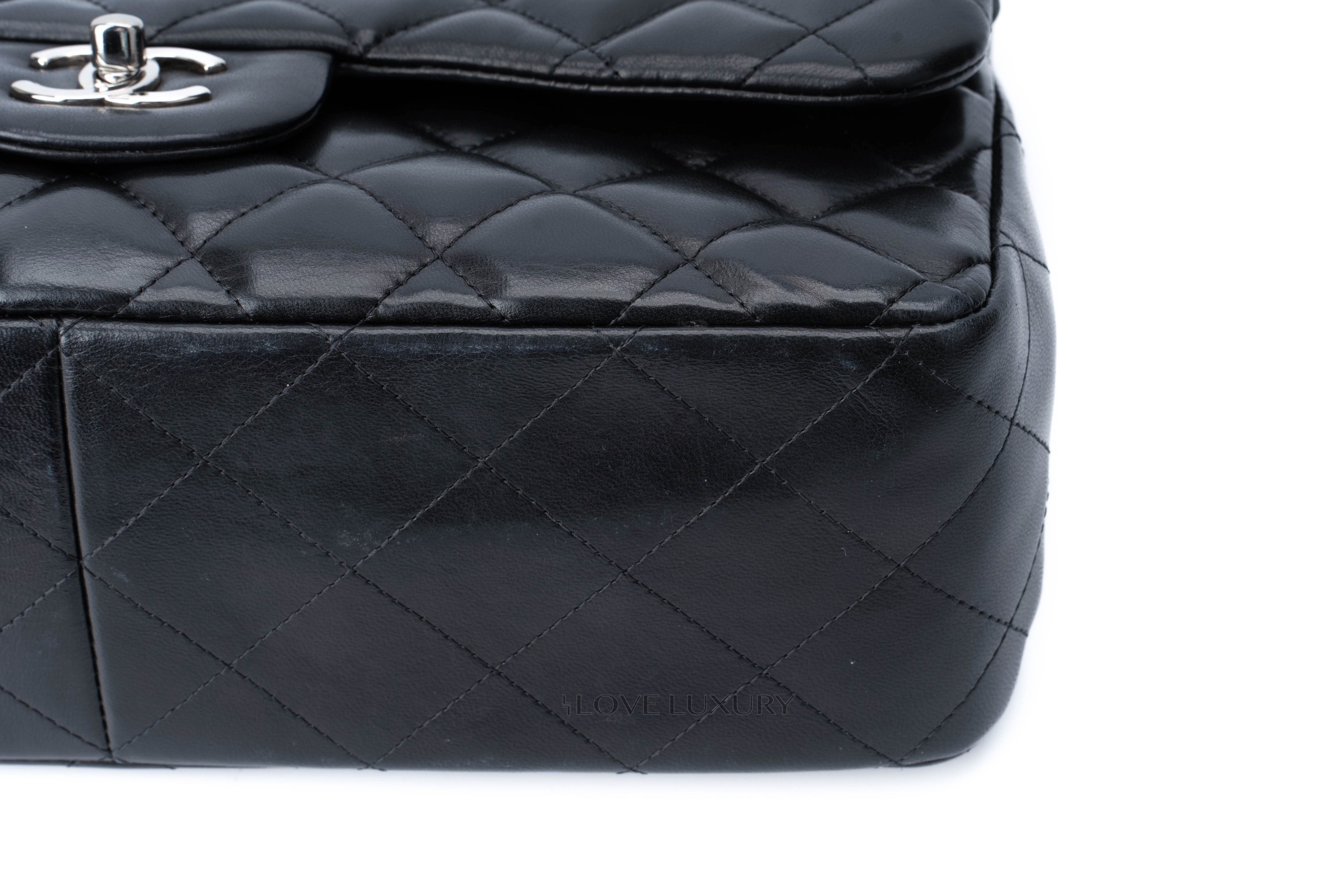 Chanel Jumbo Classic Flap Lambskin Black