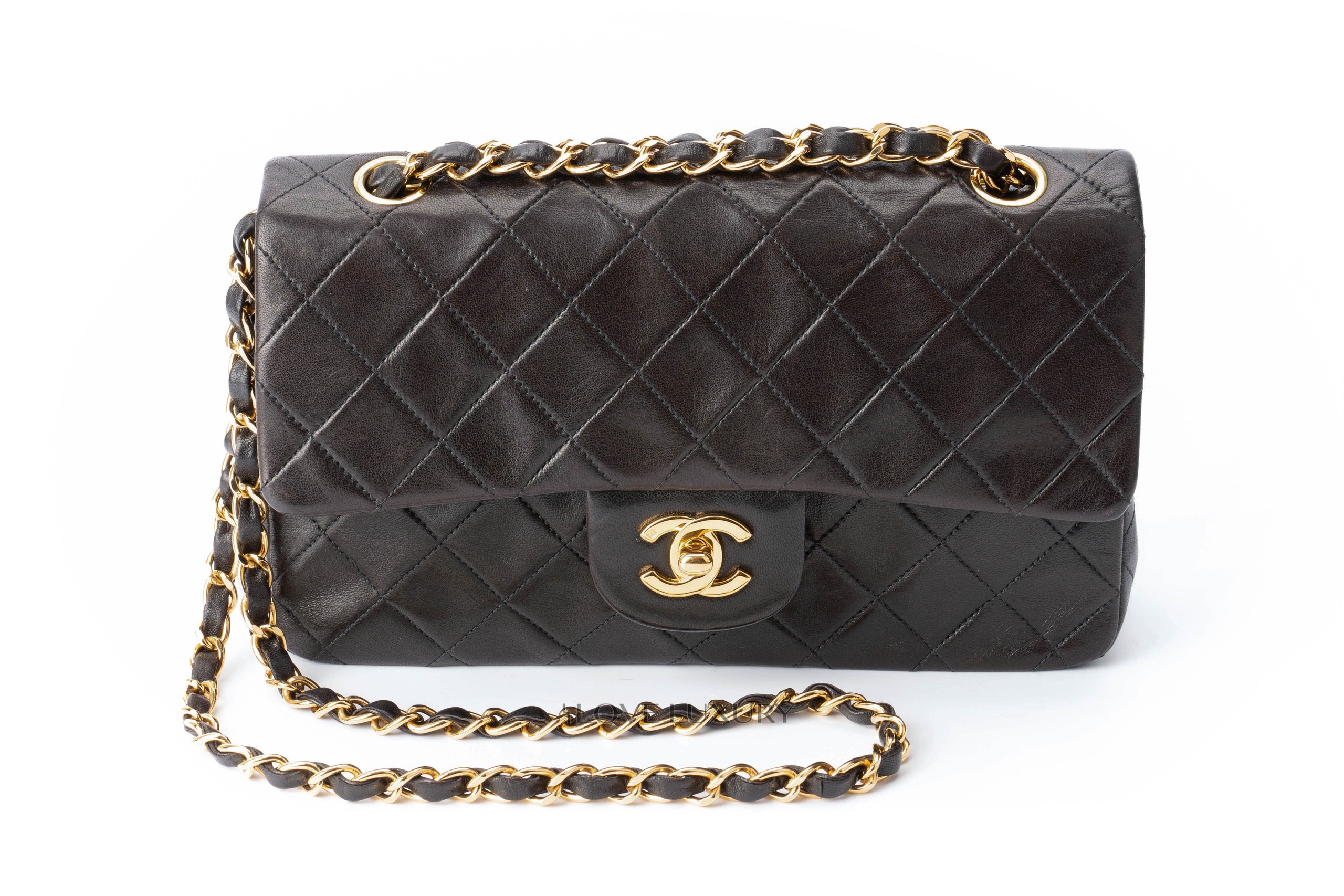 Small classic hot sale chanel bag