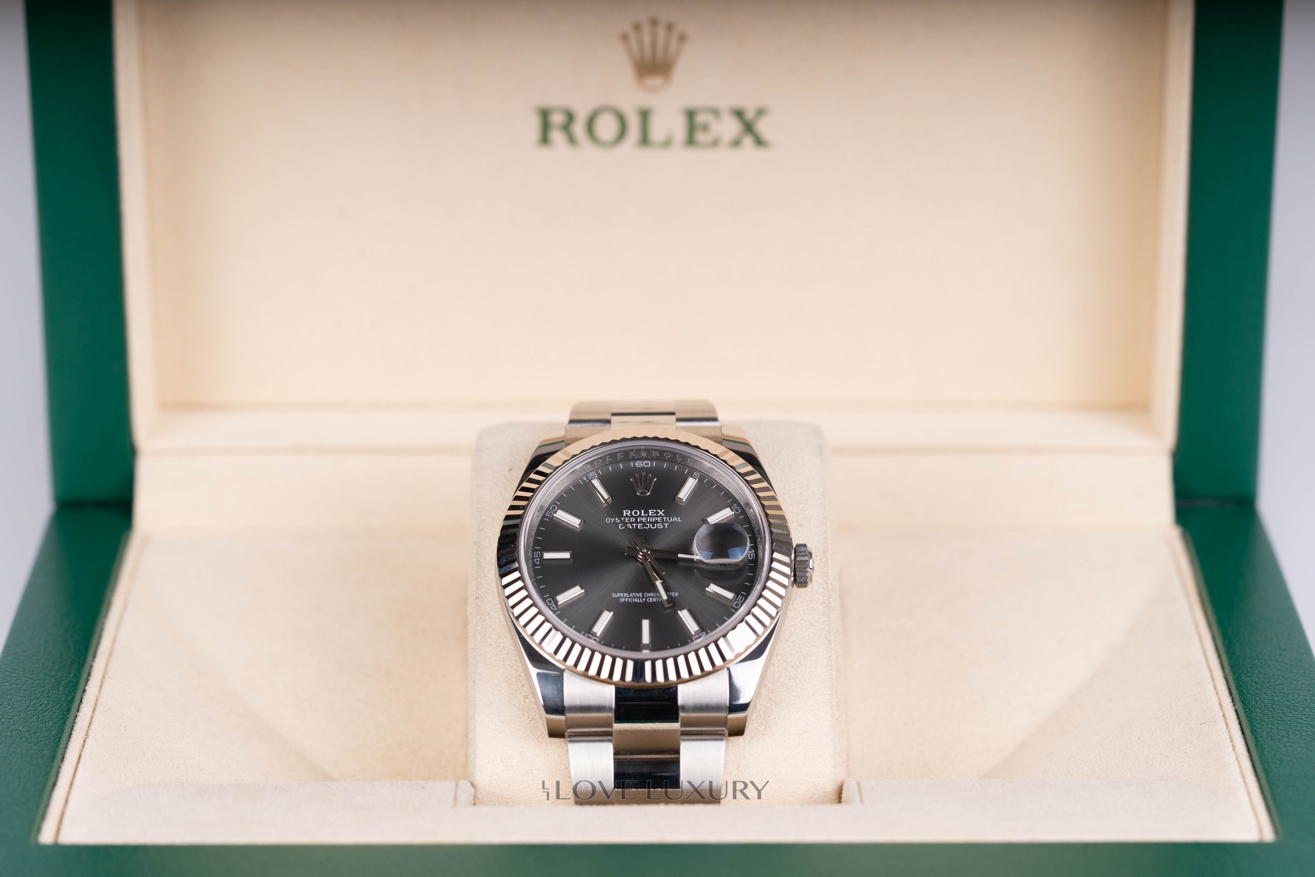 Rolex-Datejust-Rhodium-Dial-126334-10