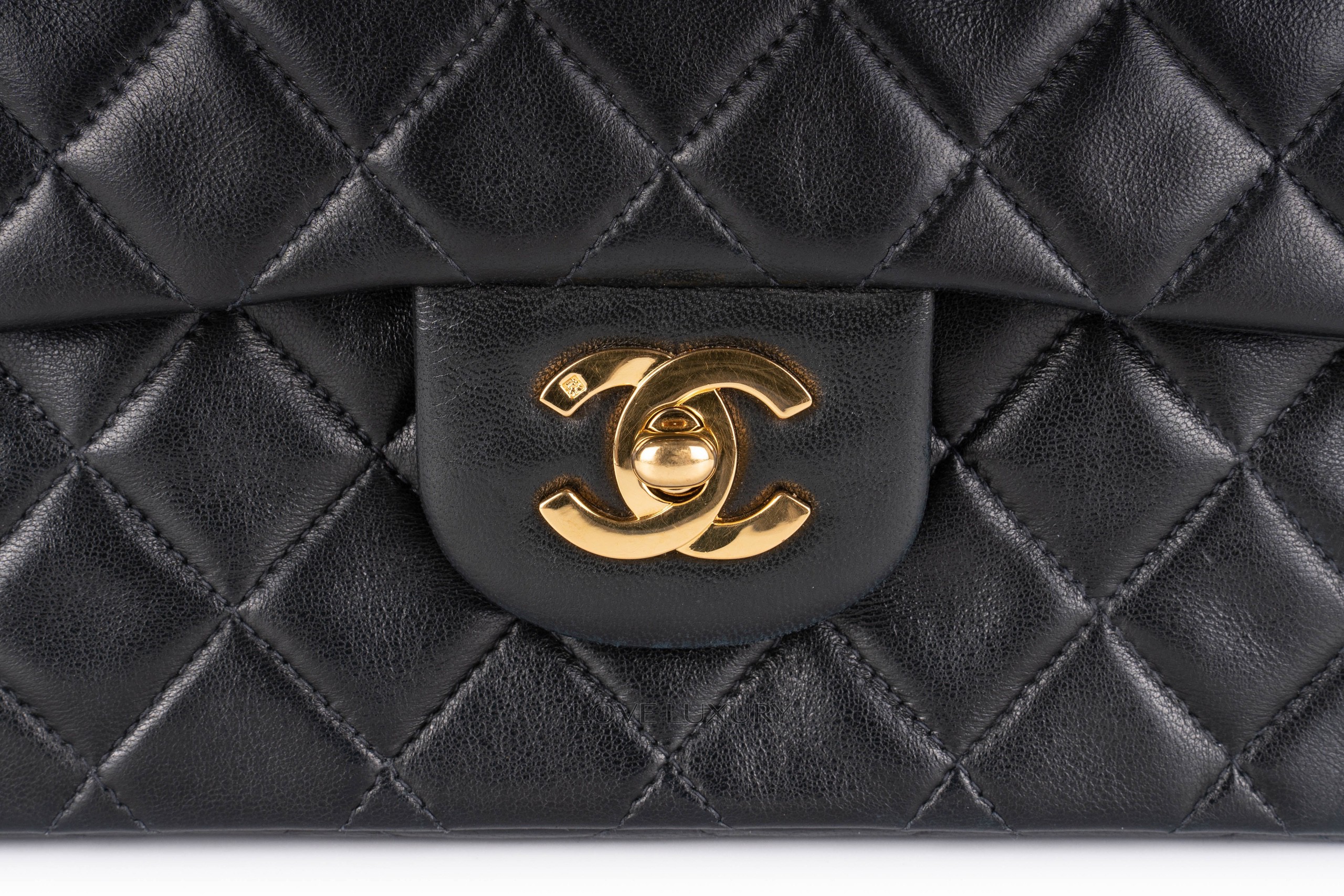 Chanel-Small-Classic-Flap-Lambskin-Vintage-Ghw-7