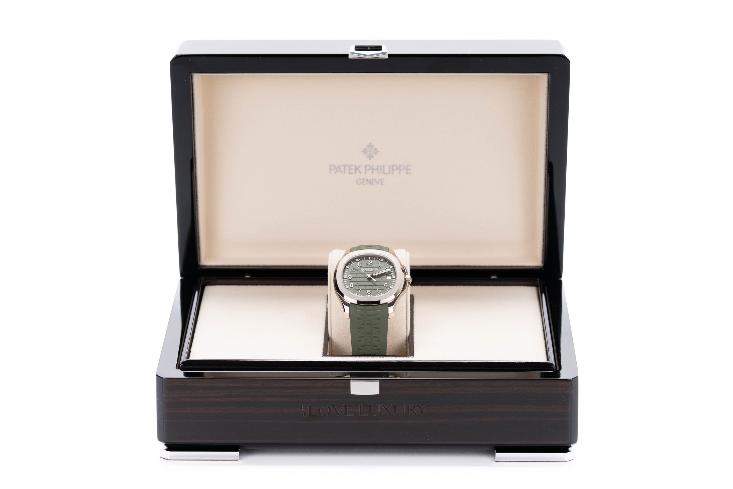 Patek-Philippe-Aquanut-Green-8