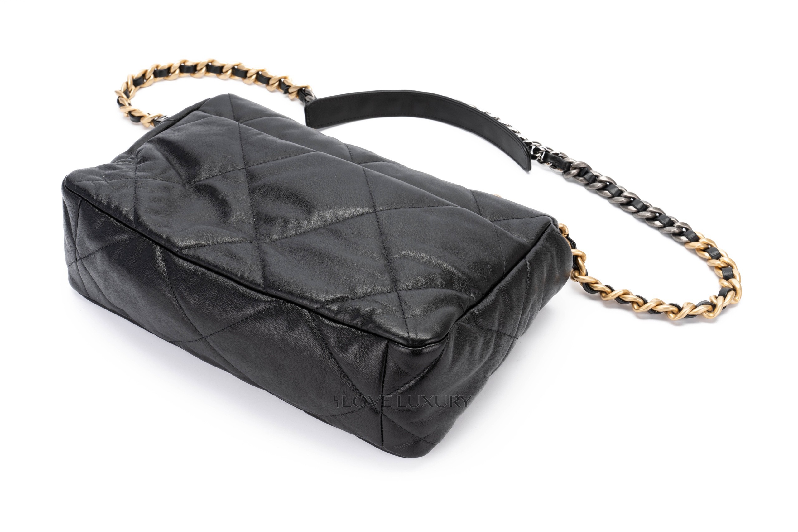 Chanel-19-Black-Medium-Goatskin-Mixed-Hardware-14