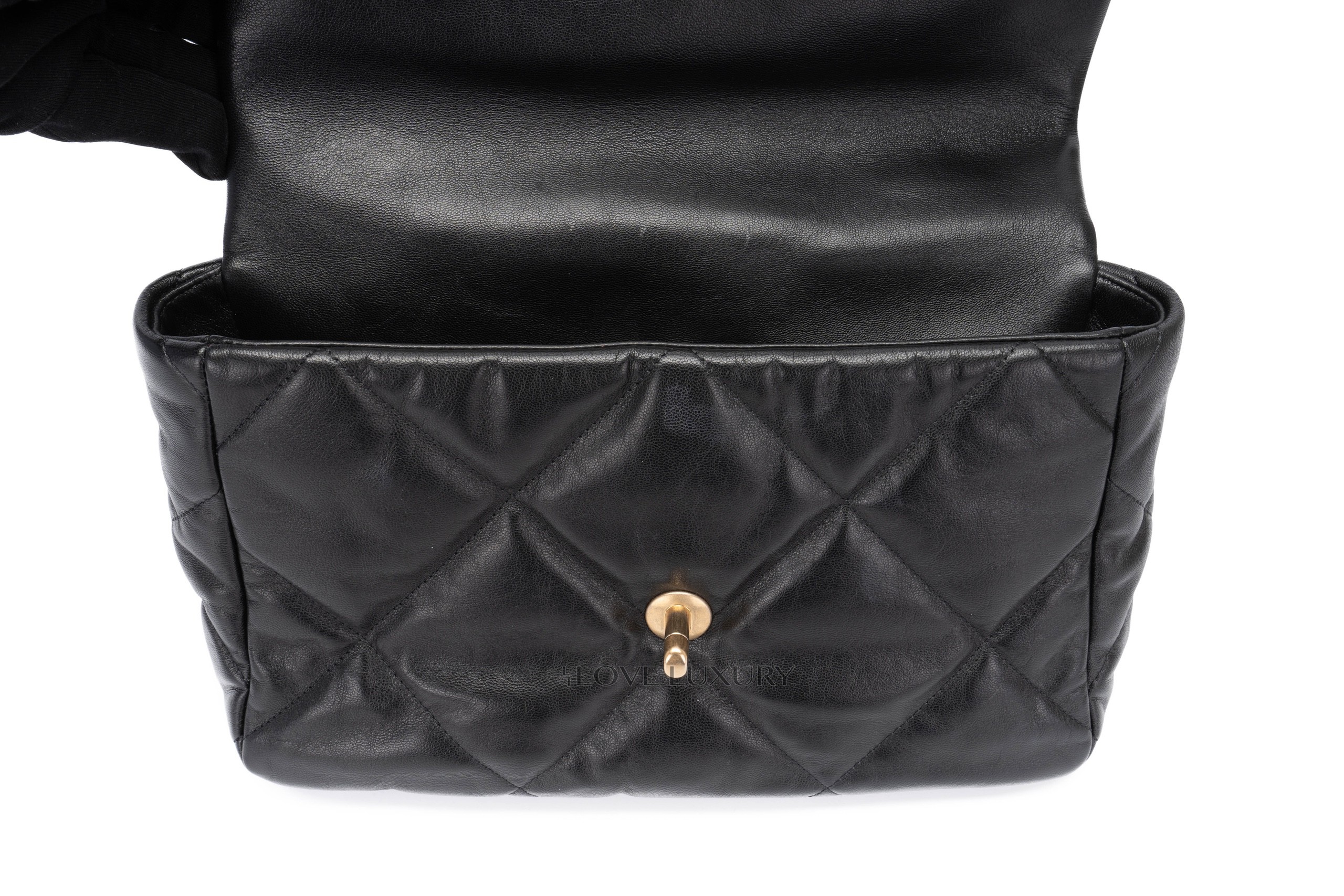 Chanel-19-Black-Medium-Goatskin-Mixed-Hardware-17