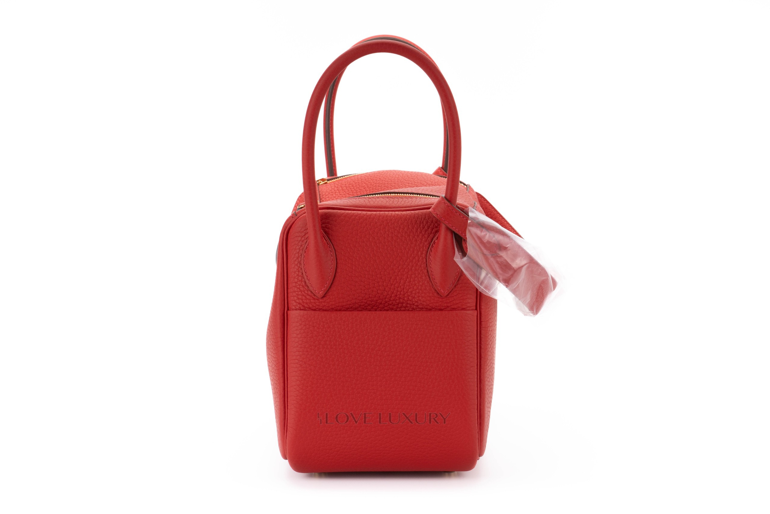 Hermès-Lindy-26-Rouge-Vermilion-Clemence-Gold-Hardware-4