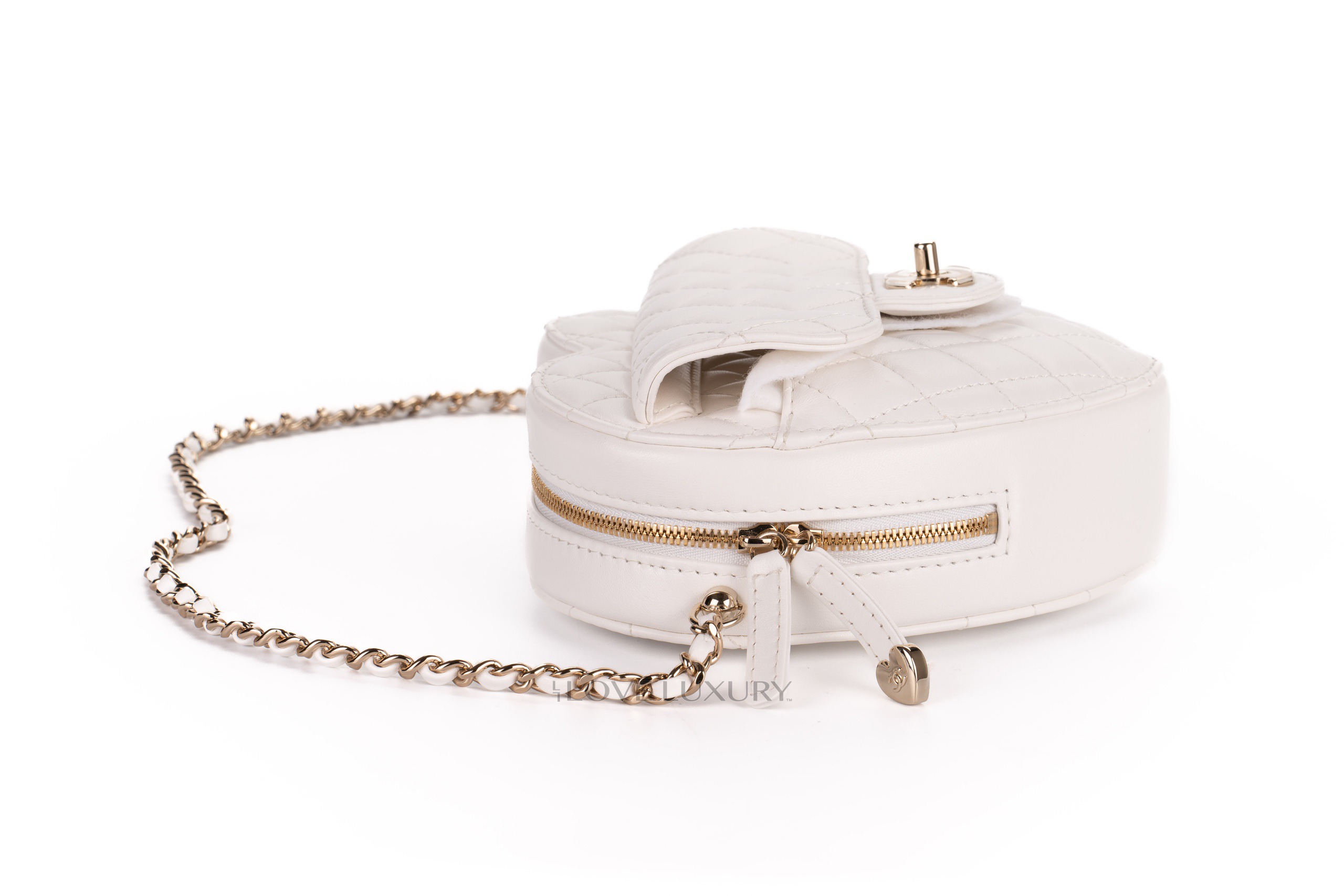 Chanel-White-Lambskin-White-Heart-Gold-Hardware-7