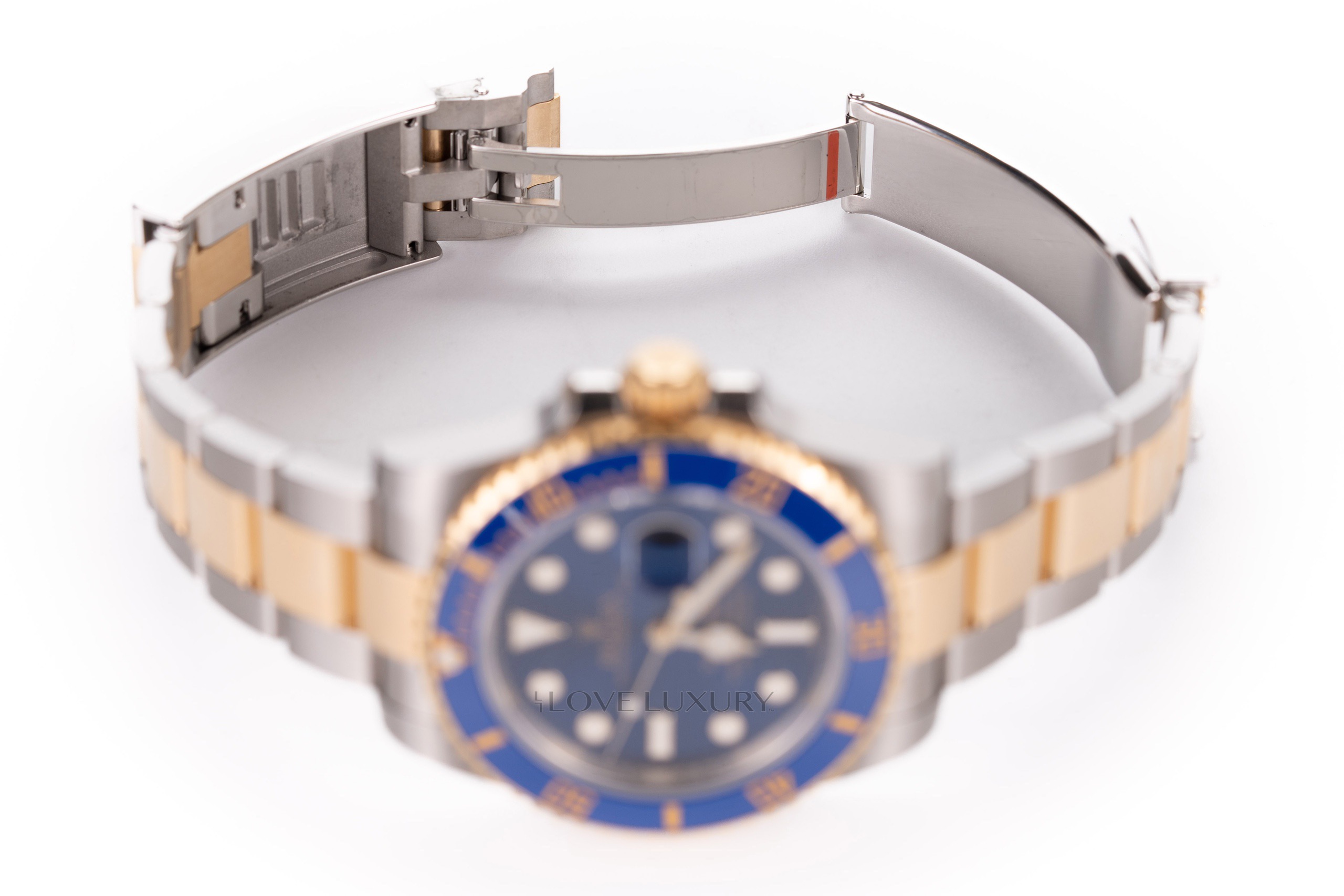 Rolex-Submariner-Blue-Dial-Yellow-gold-&-steel-8