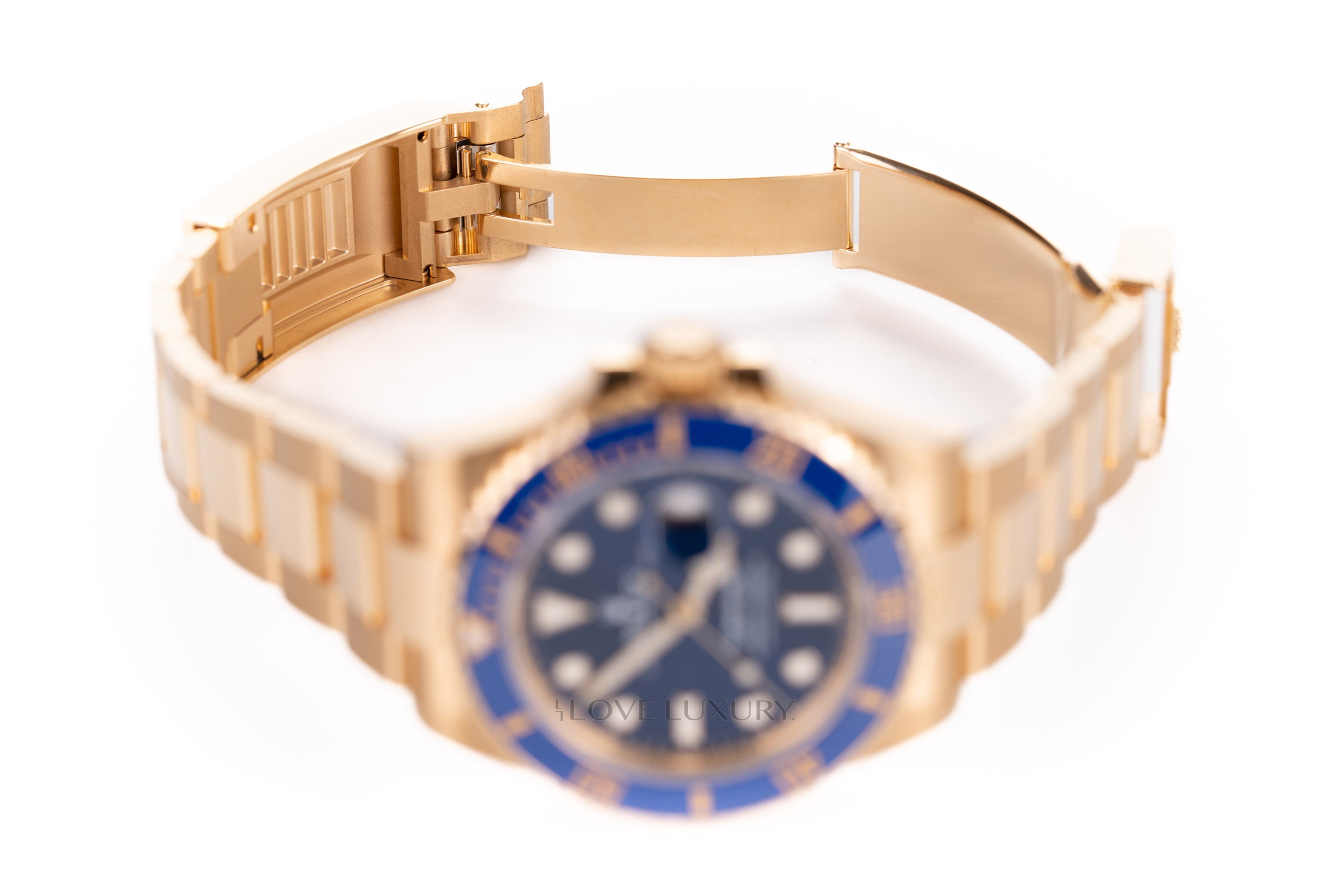 Rolex-Submariner-Yellow-Gold-Blue-Dial-8