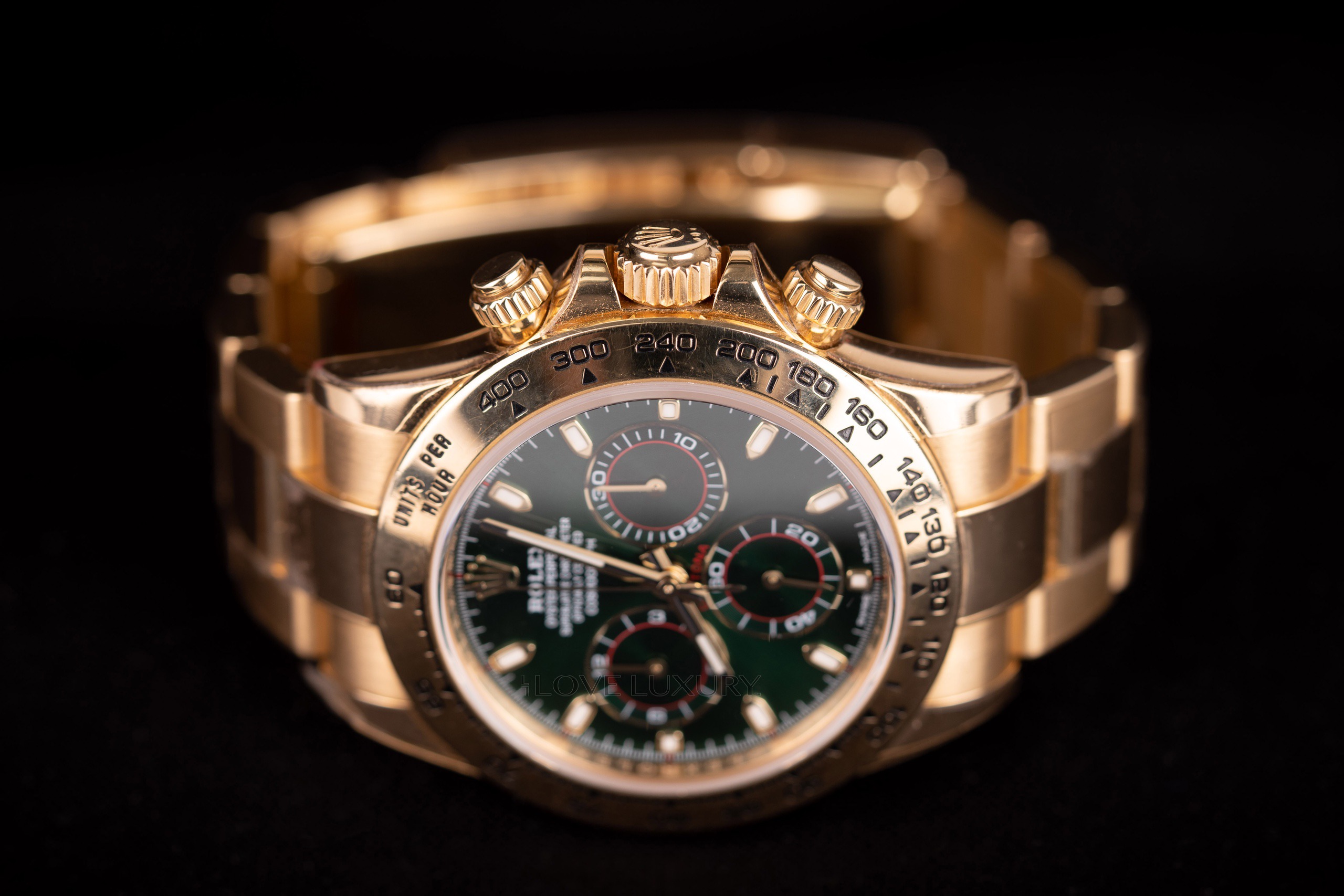 Rolex-daytona-green-dial-yellow-gold-9