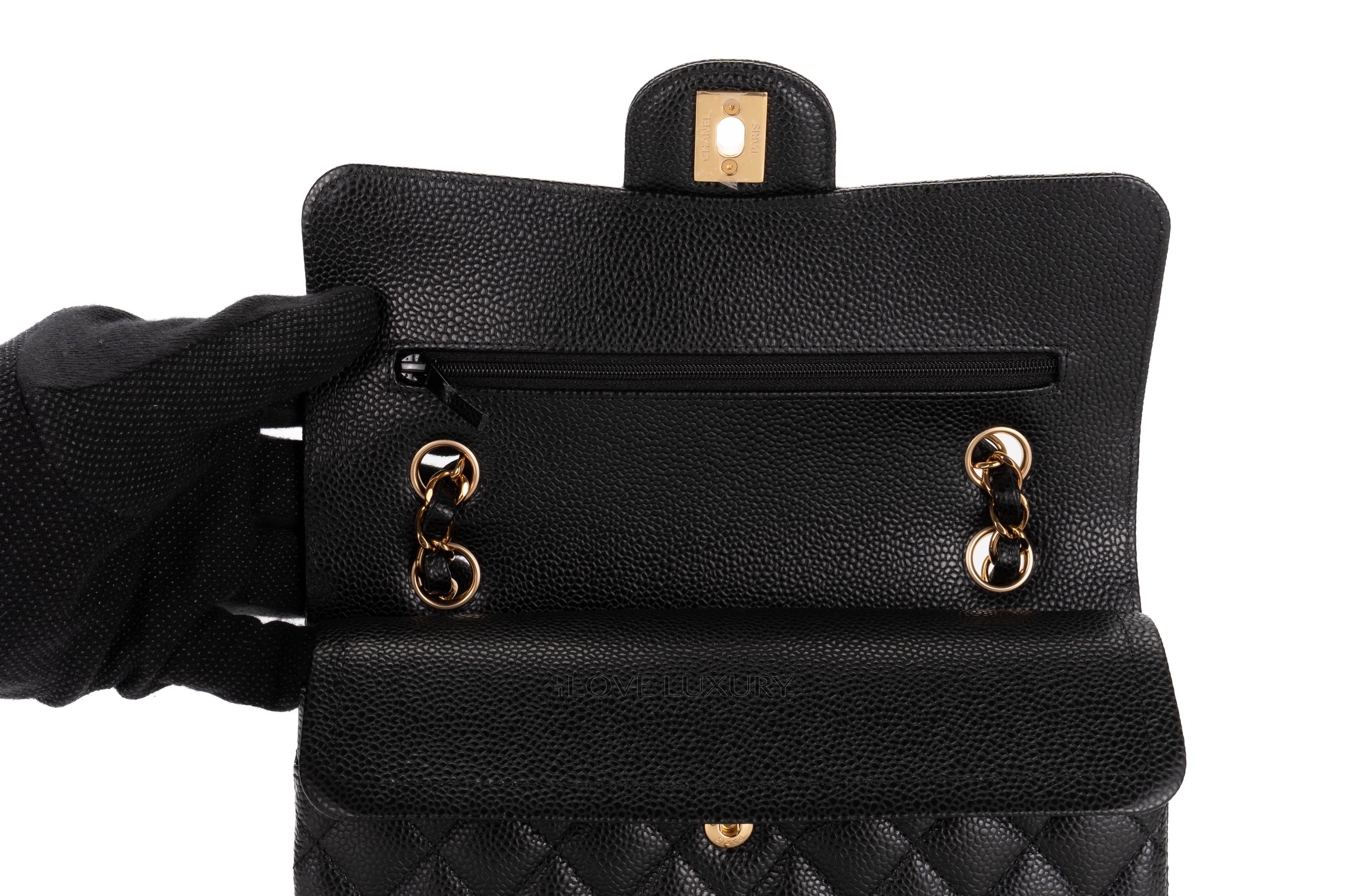 chanel medium classic flap black caviar gold hardware