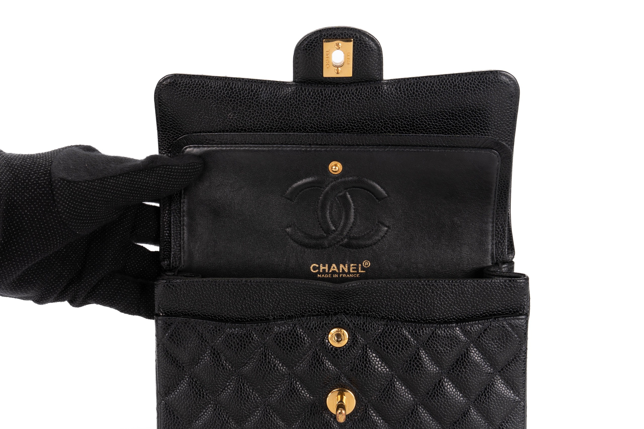 Chanel-Vintage-Small-Classic-Flap-Caviar-Gold-Hardware-10