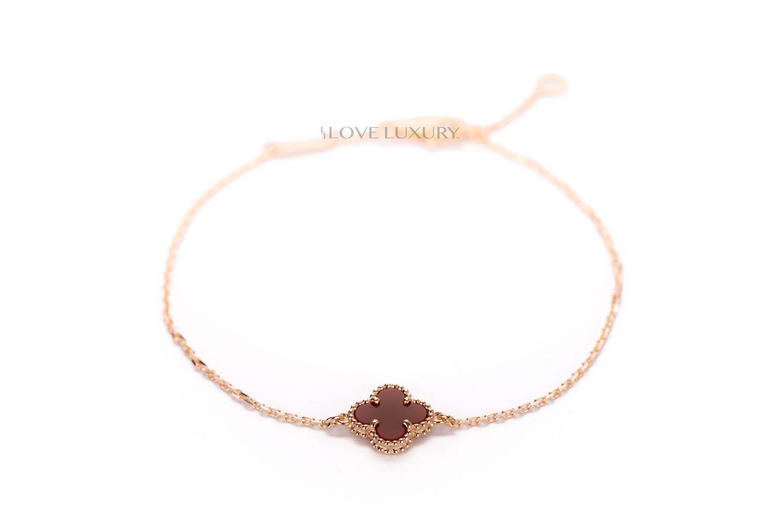 Van-Cleef-&-Arpels-Sweet-Alhambra-Carnelian-Bracelet-3