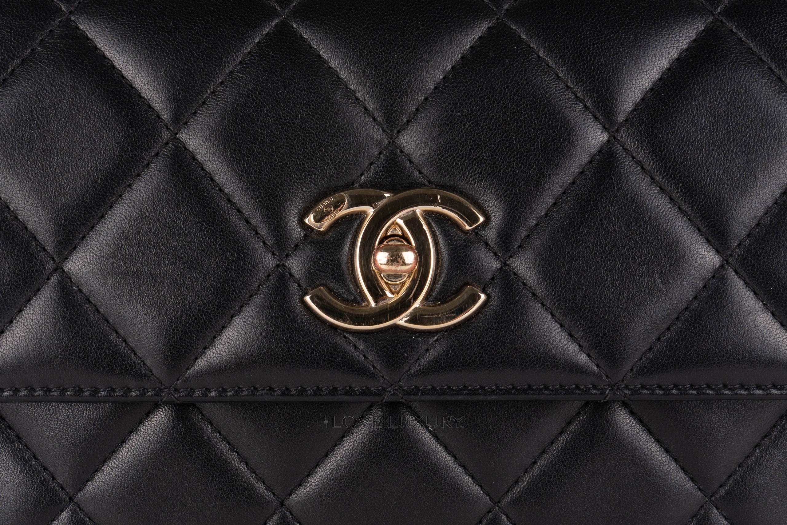 Chanel-Large-Trendy-CC-Black-Lambskin-Gold-hardware-7