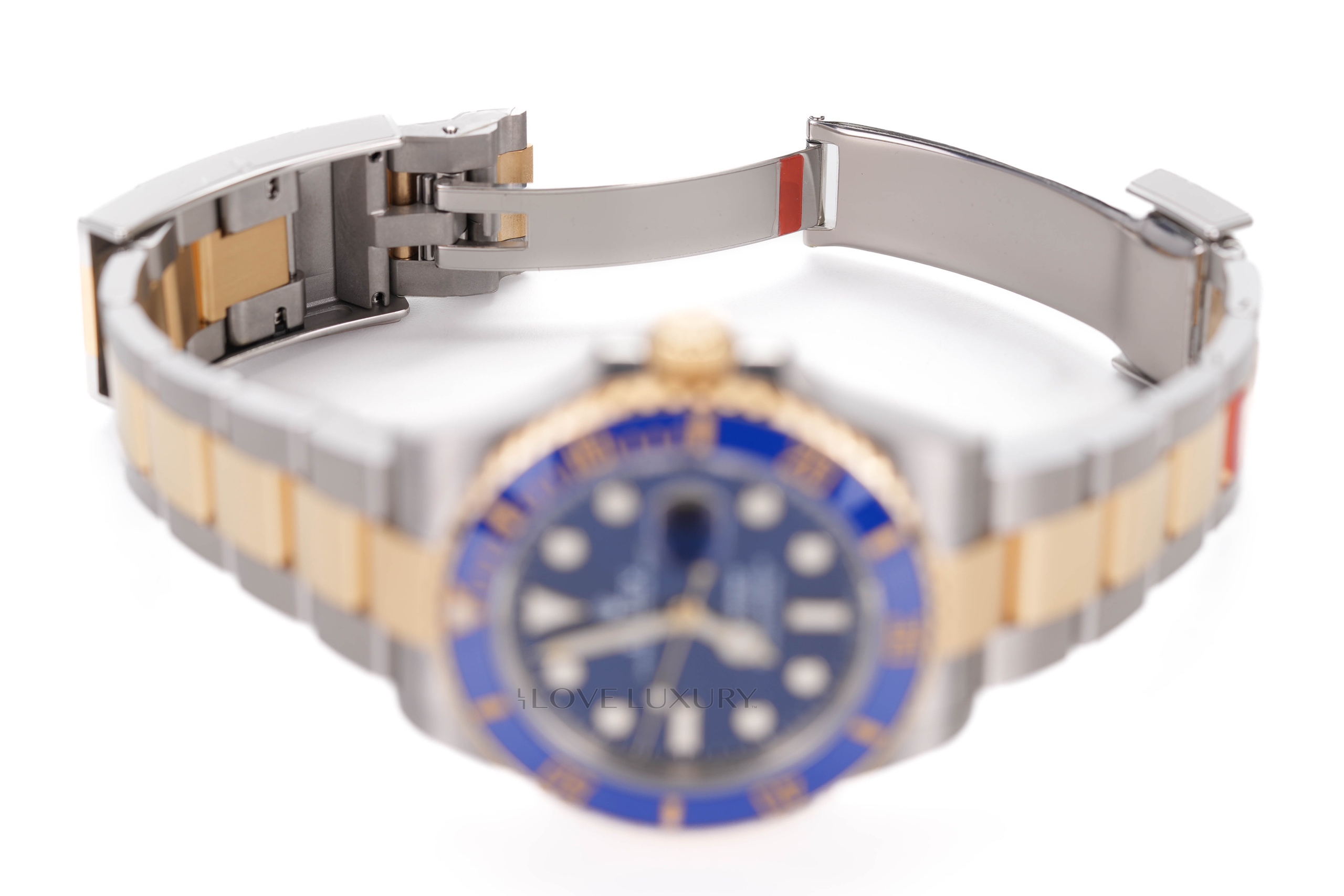 Rolex-submariner-bluesy-yellow-gold-and-steel-126613lb-7