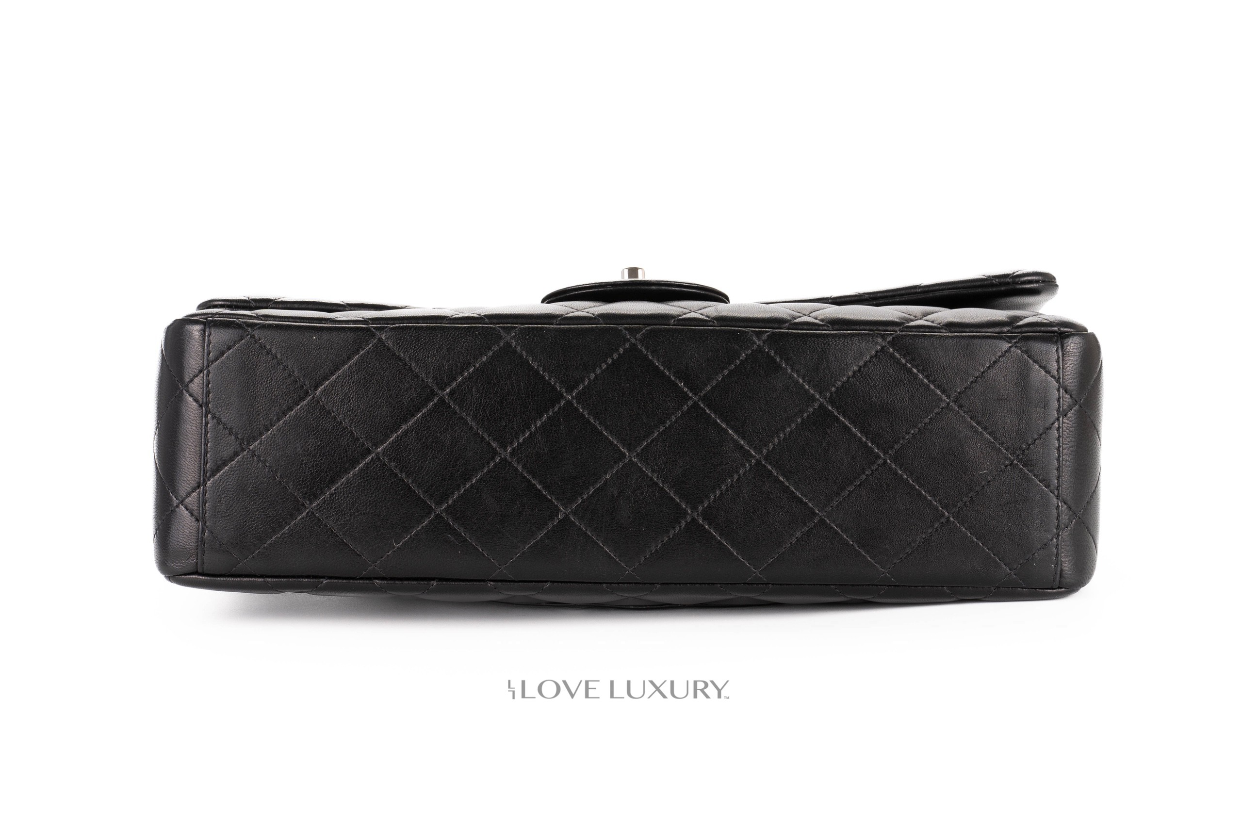 Chanel-Single-Flap-Jumbo-Lambskin-Silver-Hardware-1544-6