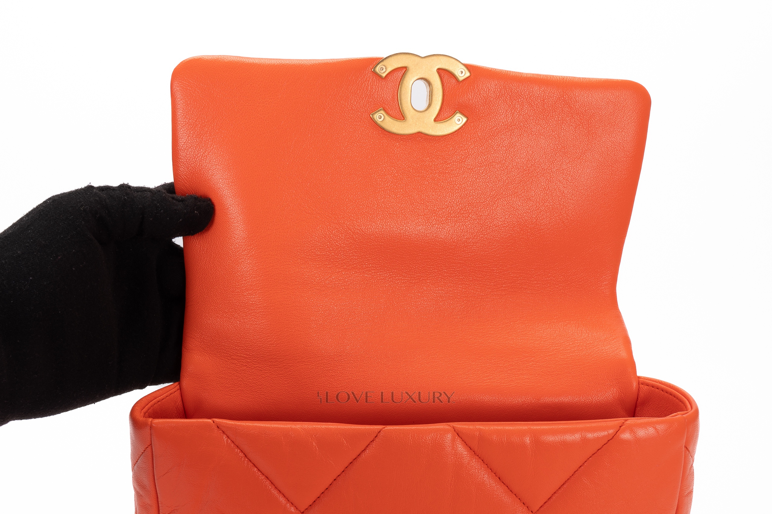 Chanel 19 online orange