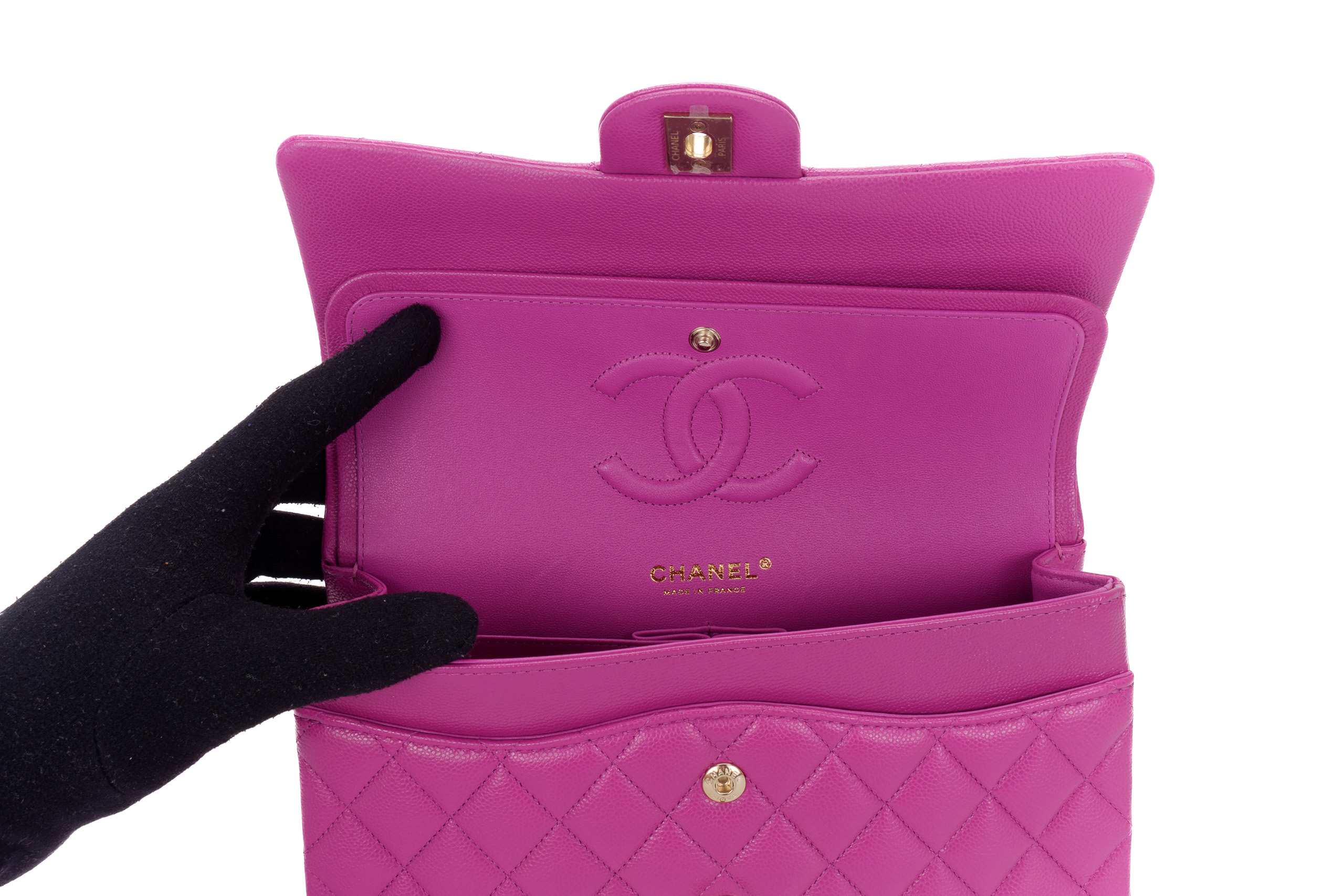 Chanel-Medium-Classic-Flap-Caviar-Violet-Light-Gold-Hardware-10