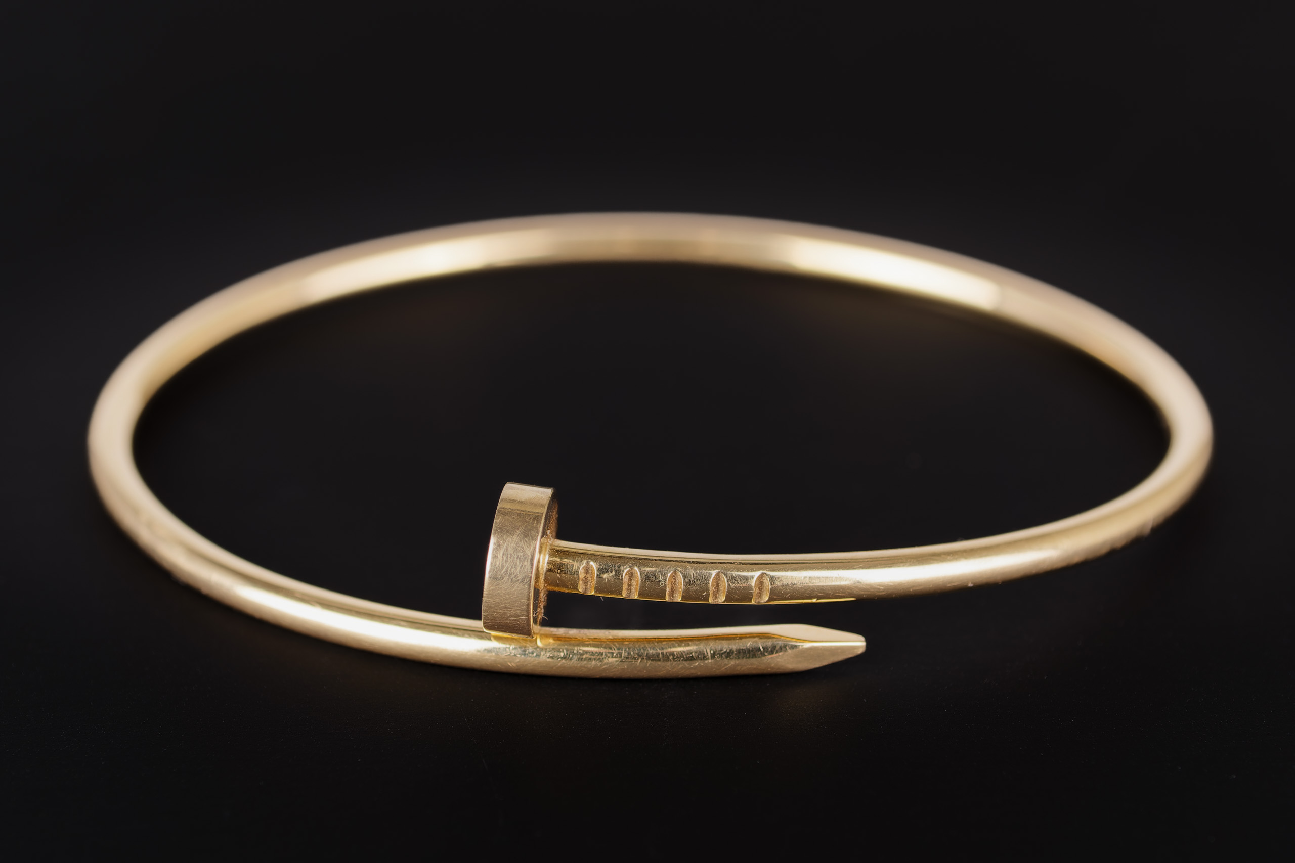 Cartier-Juste-Un-Clou-Slim-Yellow-Gold-Bangle-Size-17-2021-2453-10