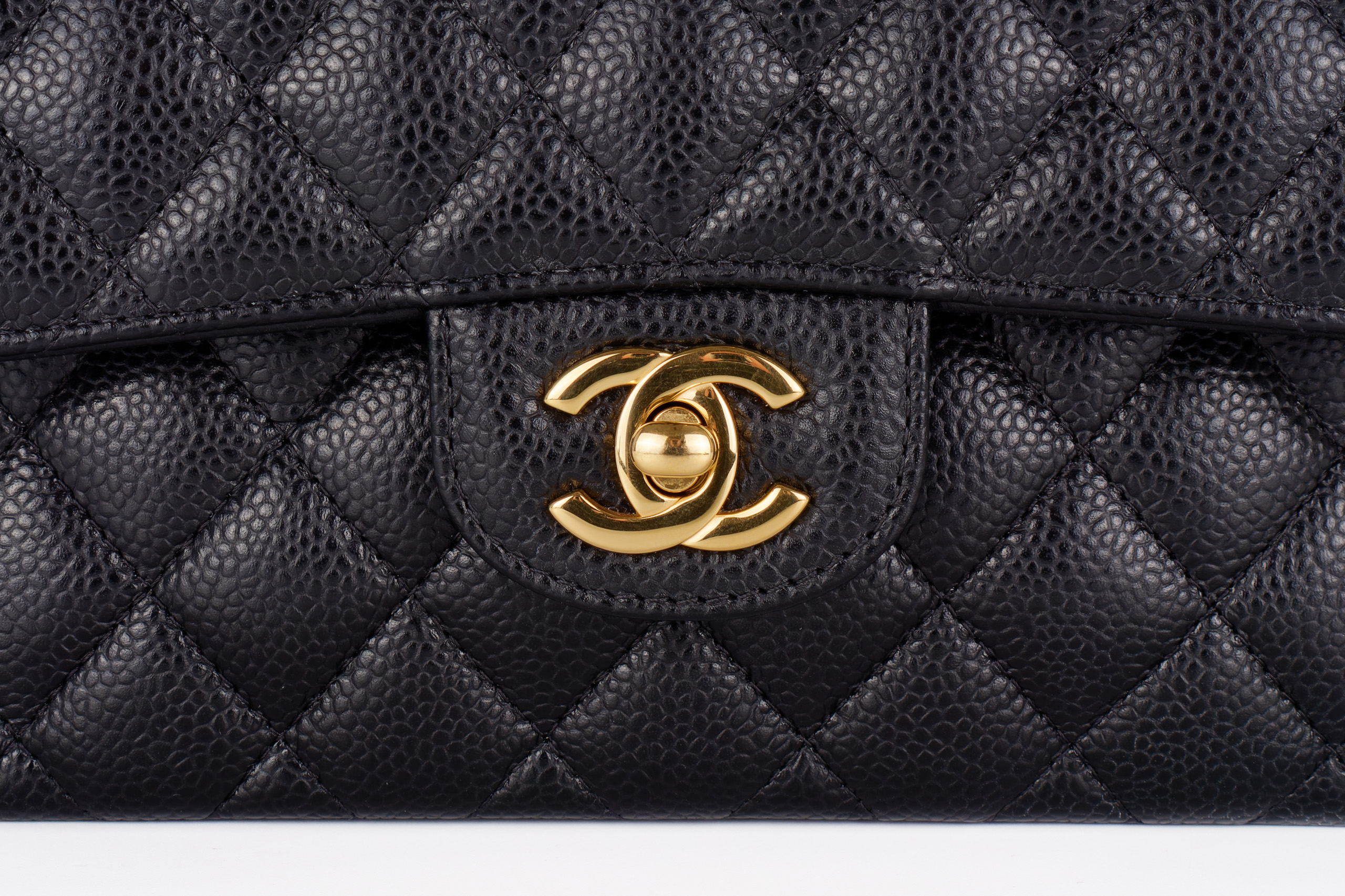 Chanel-Small-Classic-Flap-Black-Caviar-Gold-Hardware-2602-7