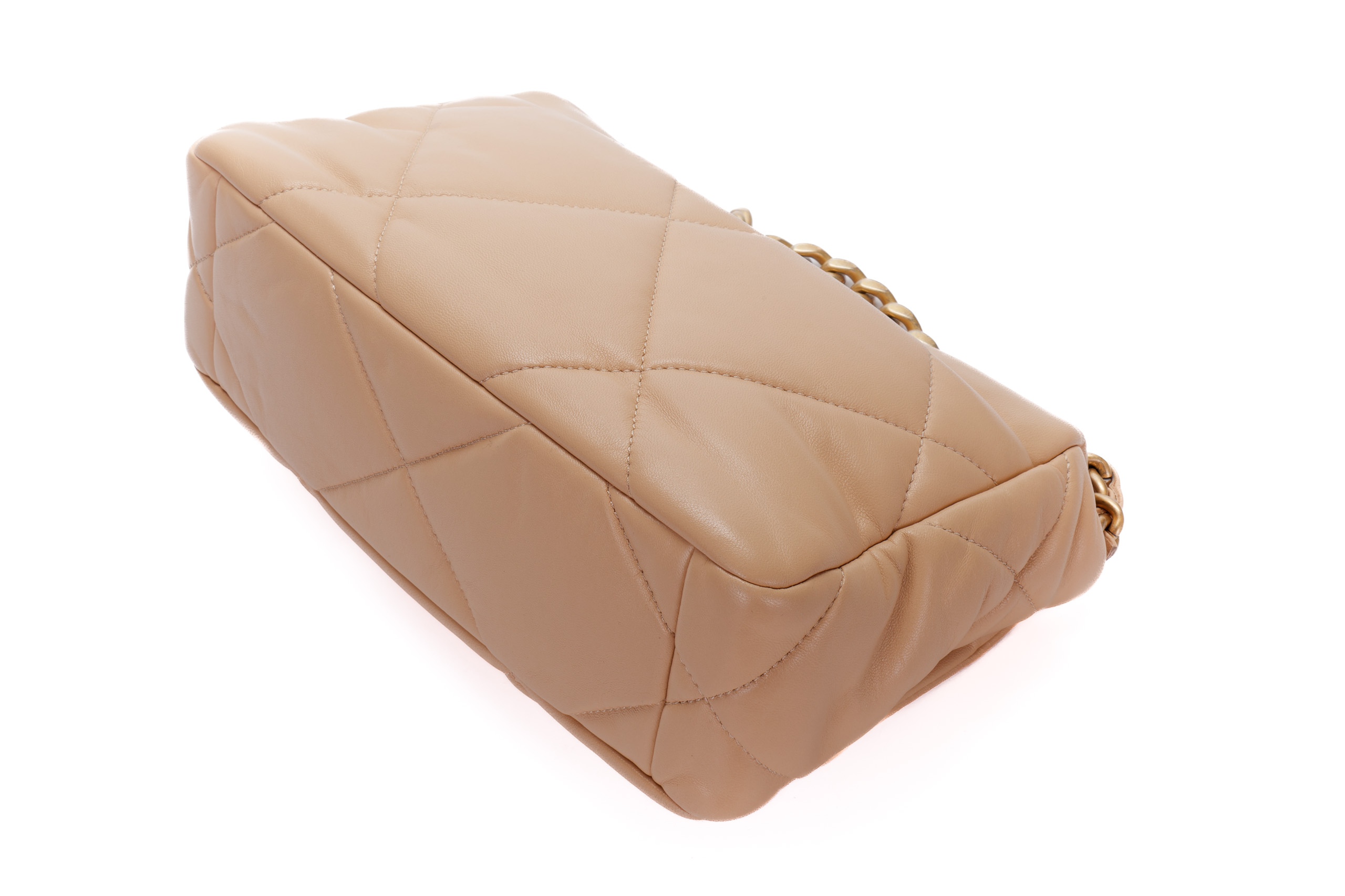 Chanel-19-Medium-Beige-Lambskin-Two-Tone-Hardware-14