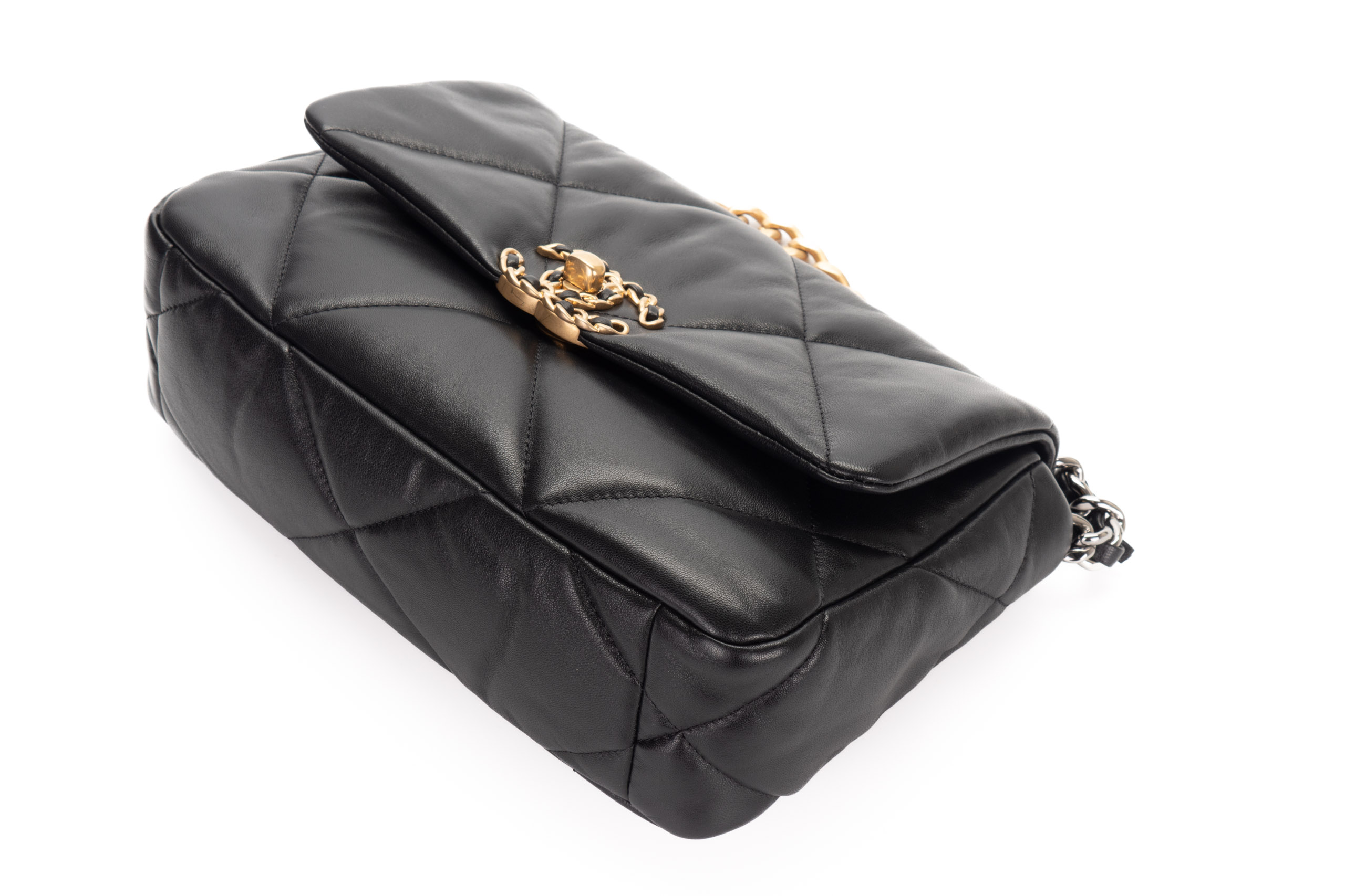 Chanel-19-Flap-Medium-Black-Goatskin-Mixed-Hardware-2024-11