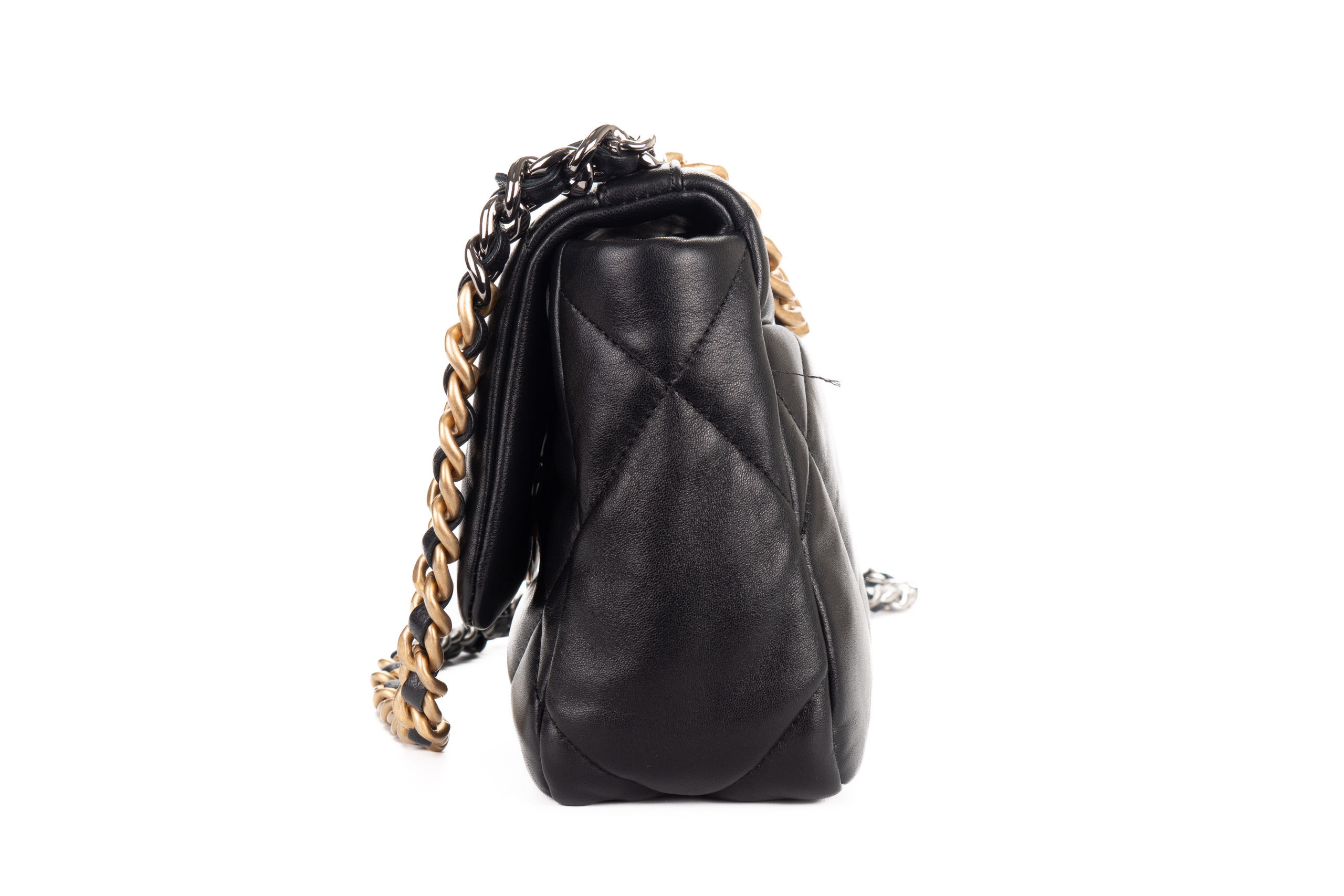 Chanel-19-Flap-Medium-Black-Goatskin-Mixed-Hardware-2024-4