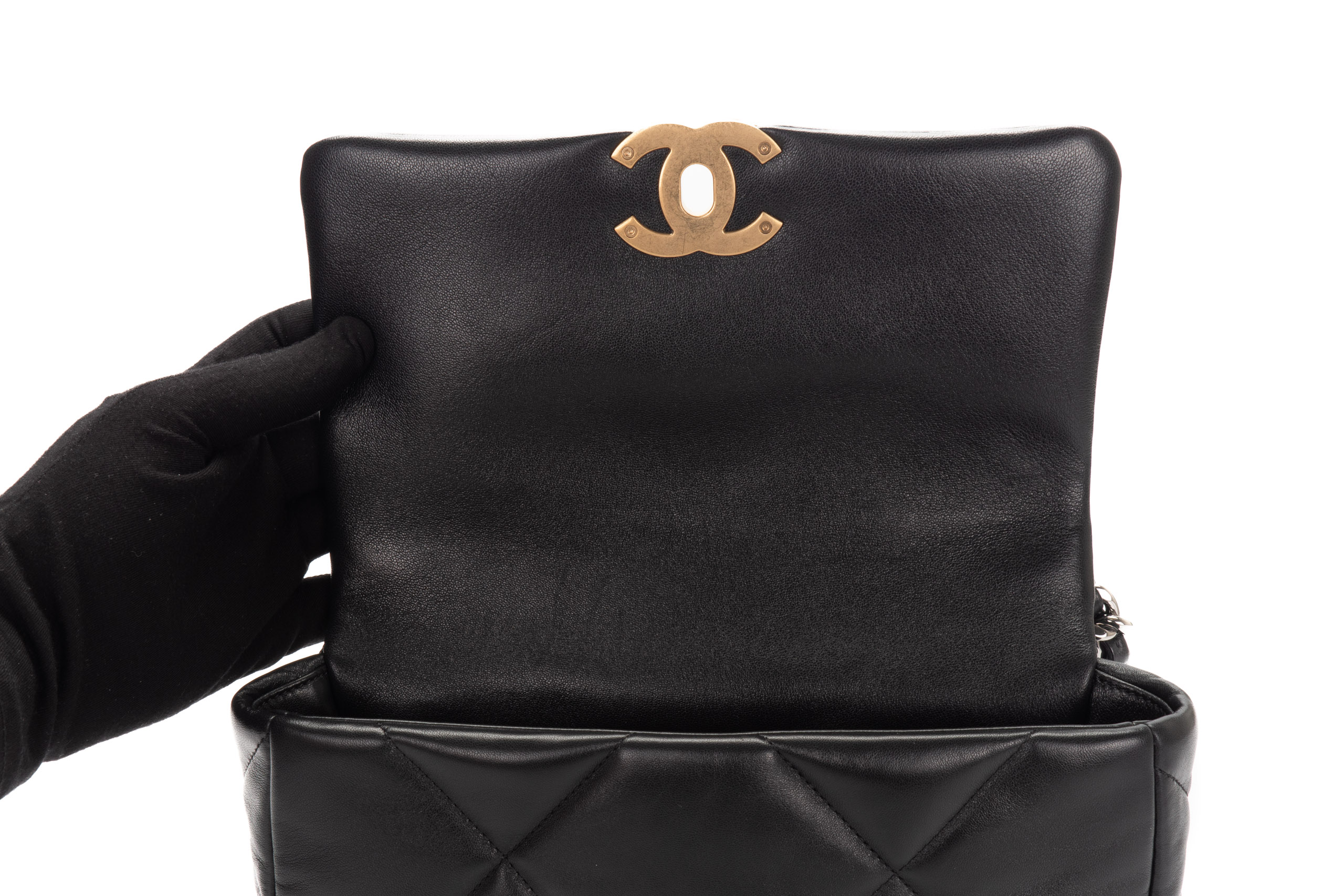 Chanel-19-Flap-Medium-Black-Goatskin-Mixed-Hardware-2024-8