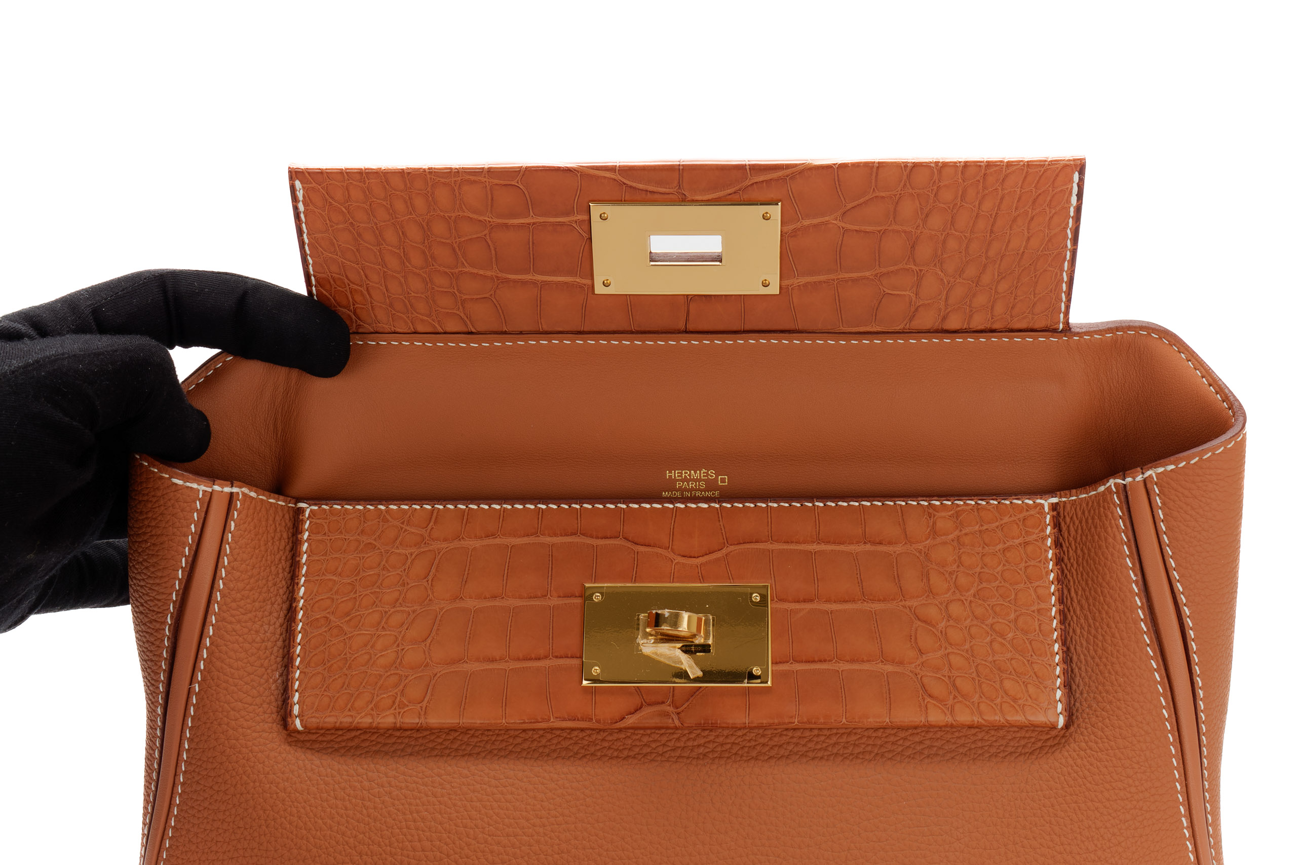 Hermès-24-24-29-Gold-Togo-Swift-Matte-Alligator-Gold-Hardware-2024-8