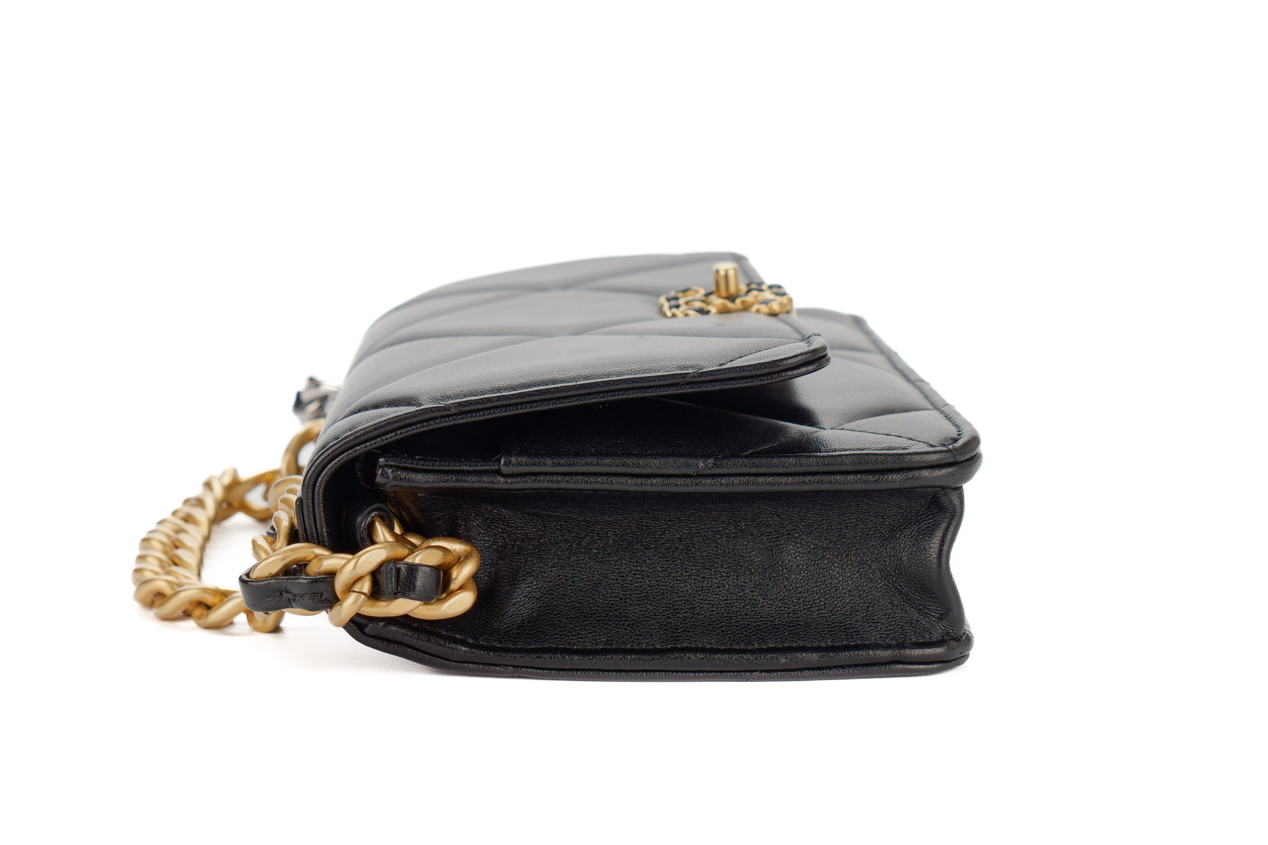 Chanel-19-Wallet-on-Chain-Black-Lambskin-Mixed-Gold-Hardware-2024-5