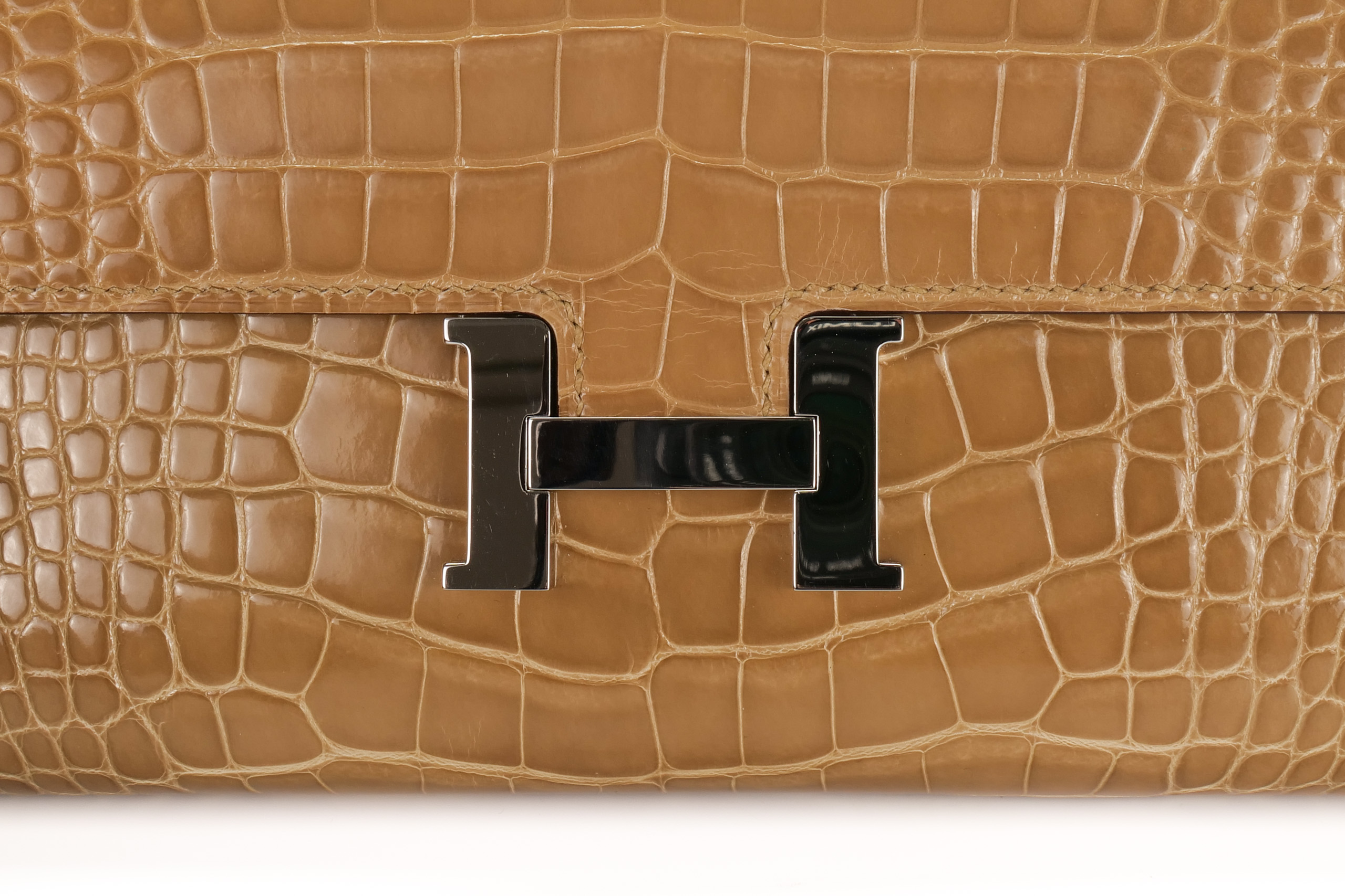 Hermès-Constance-Wallet-Beige-Sable-Alligator-Lisse-Palladium-Hardware-2020-7