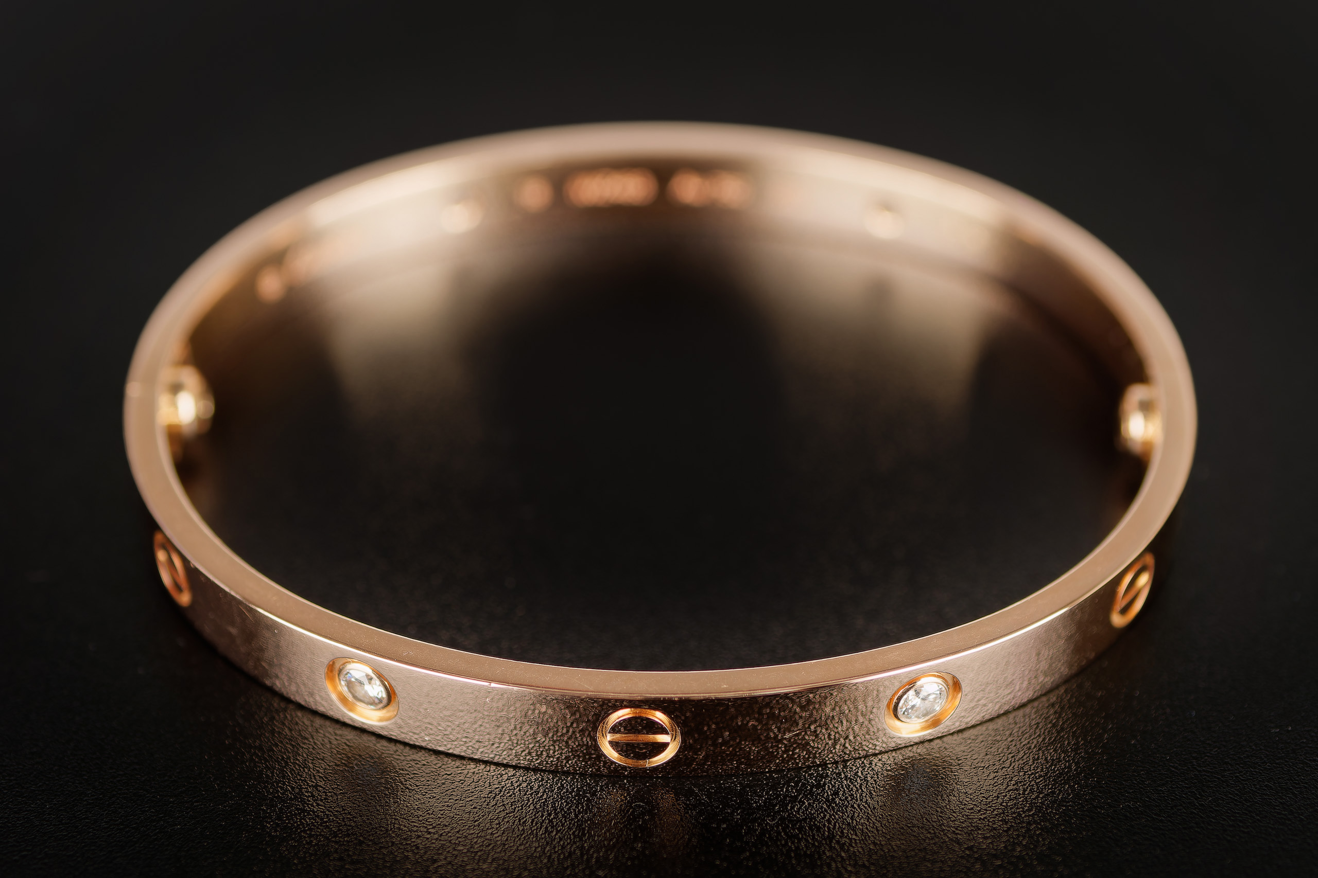 Cartier-Love-Bracelet-Rose-Gold-4-Diamonds-18-2022-3516-10