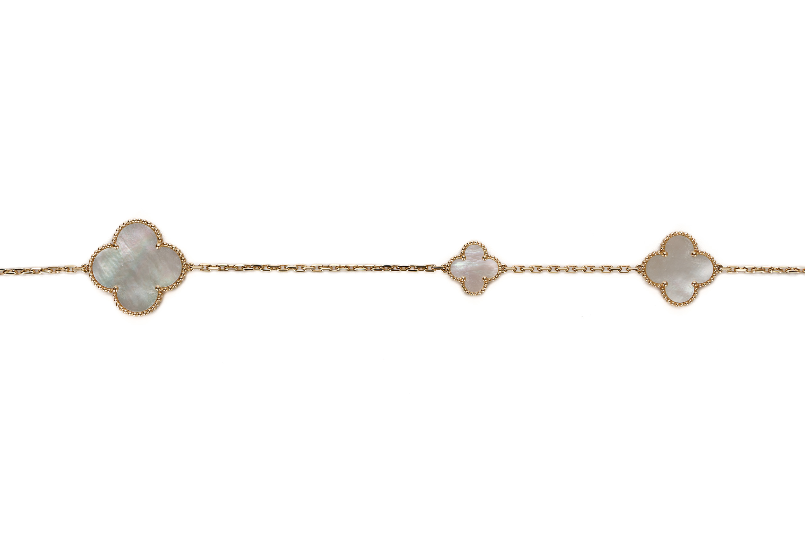 Van-Cleef-&-Arpels-Yellow-Gold-Mother-of-Pearl-Magic-Alhambra-16-Motif-Long-Necklace-2023-3