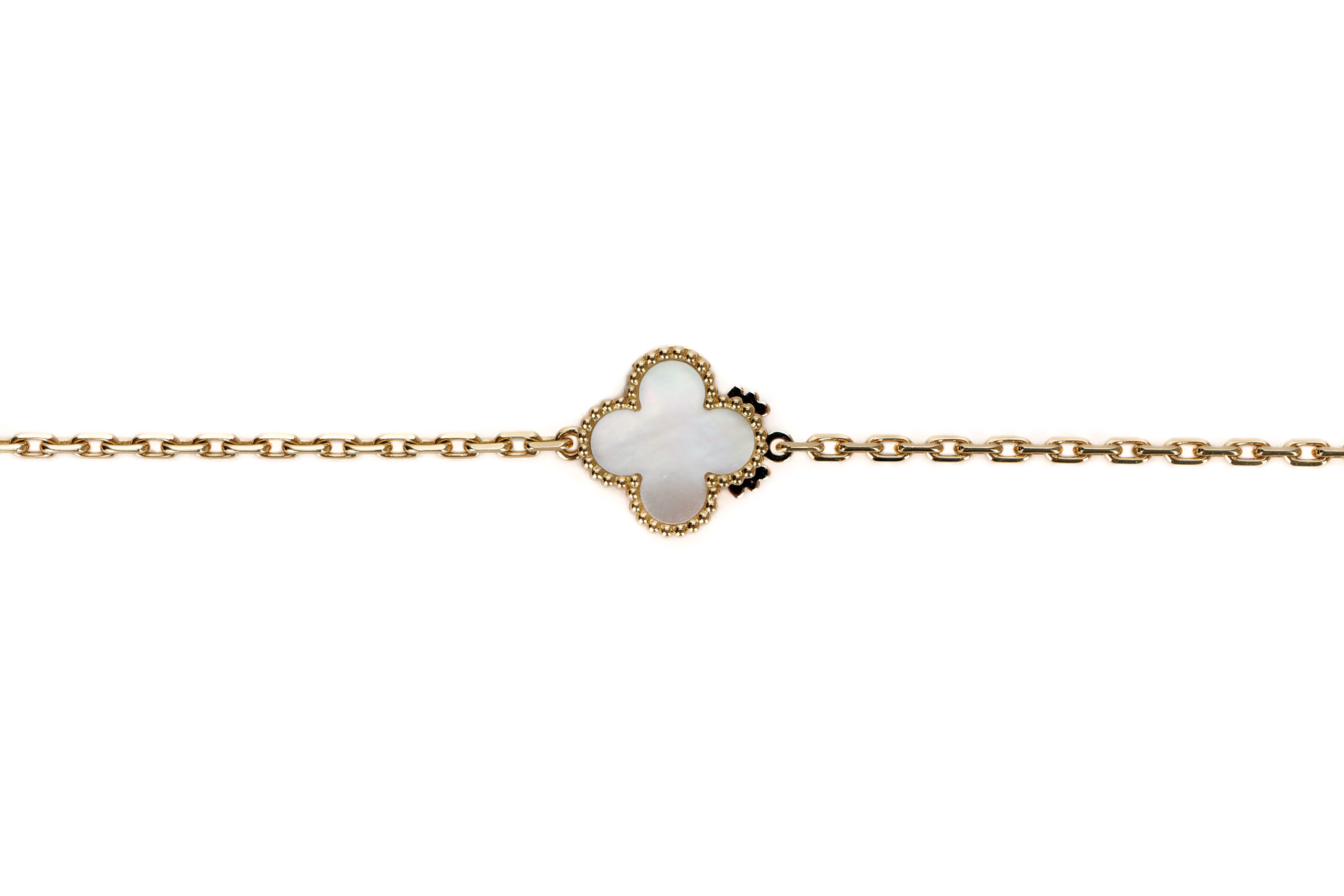 Van-Cleef-&-Arpels-Yellow-Gold-Mother-of-Pearl-Magic-Alhambra-16-Motif-Long-Necklace-2023-4