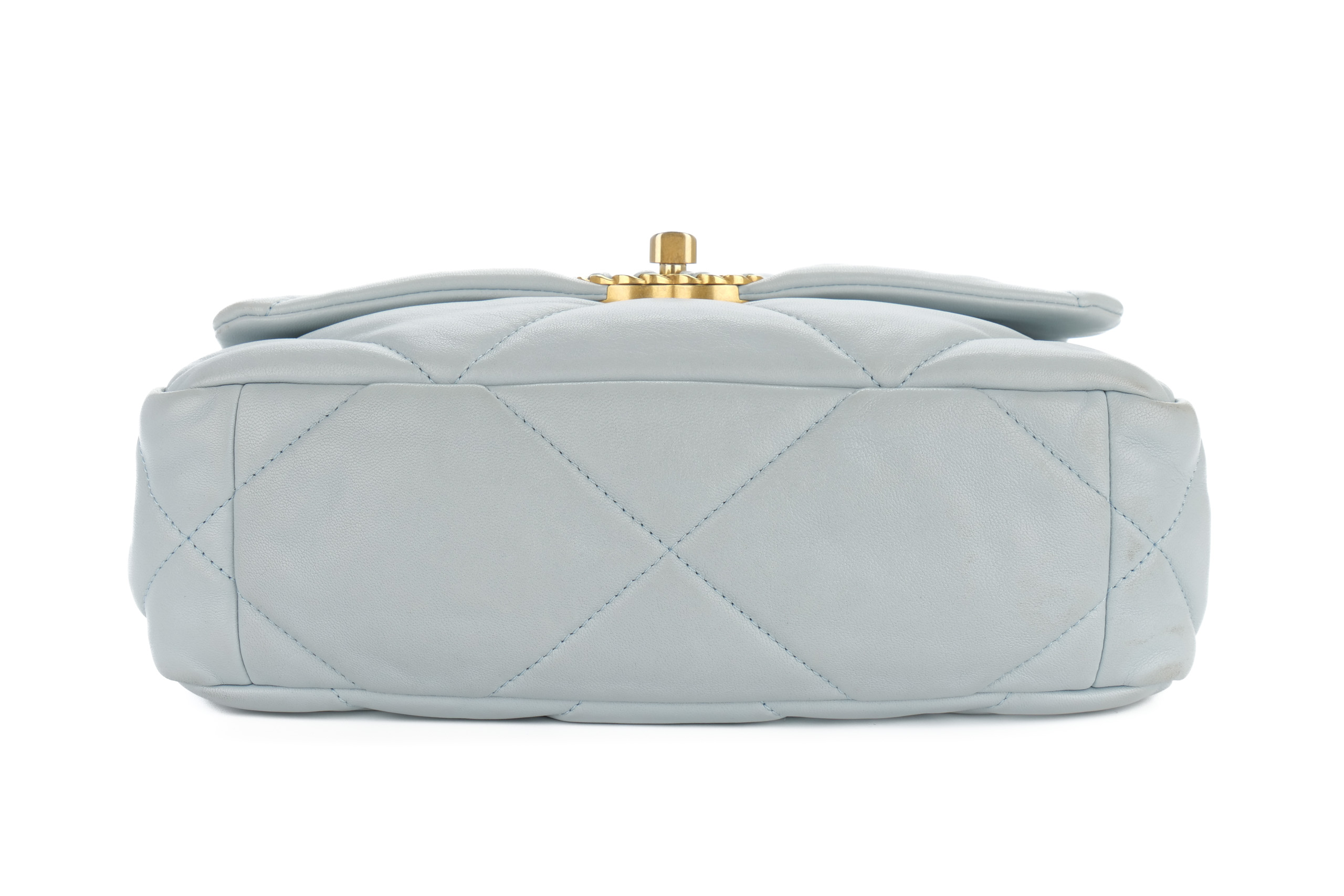 Chanel-19-Medium-Baby-Blue-Goatskin-Mixed-Gold-Hardware-2022-6