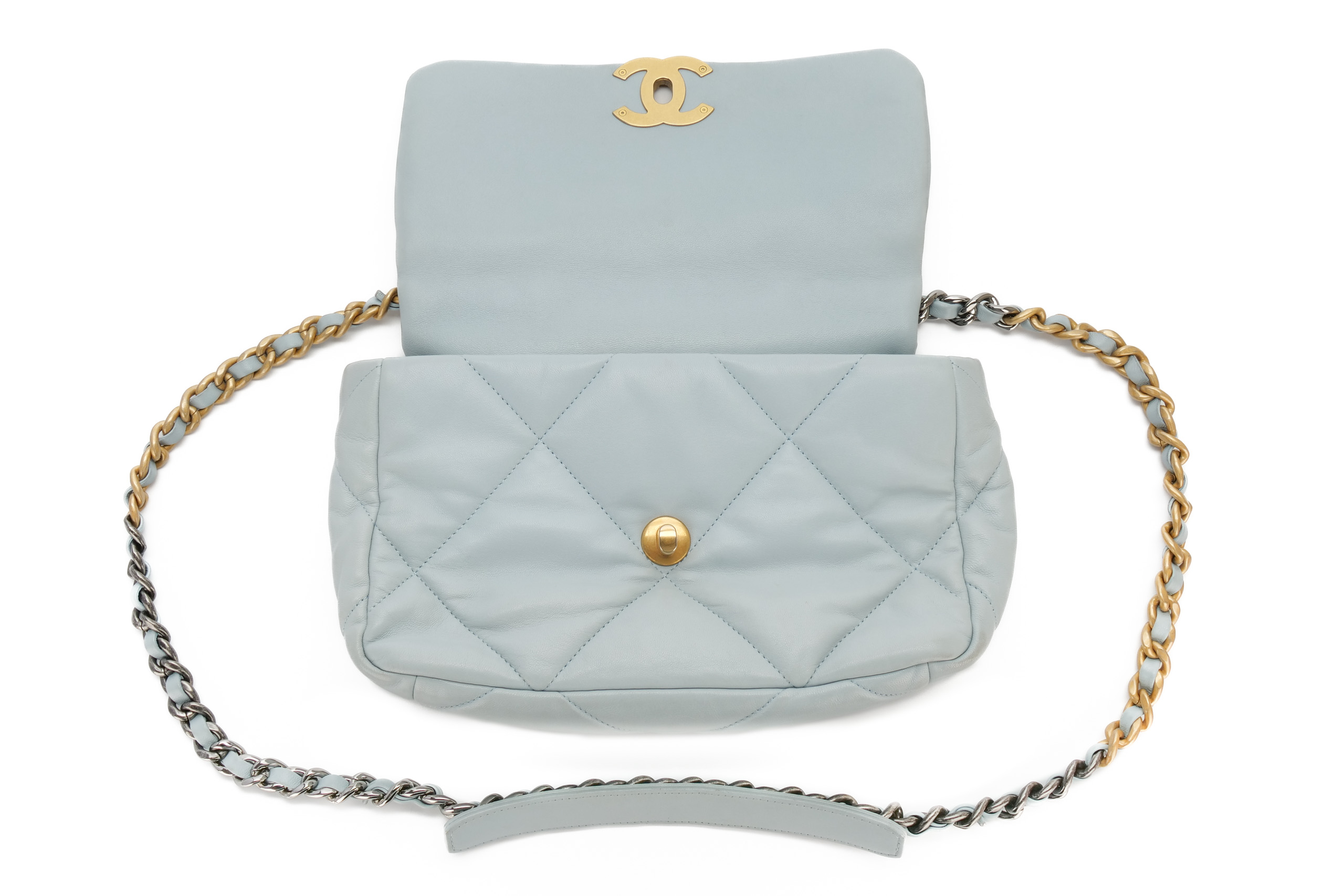 Chanel-19-Medium-Baby-Blue-Goatskin-Mixed-Gold-Hardware-2022-9